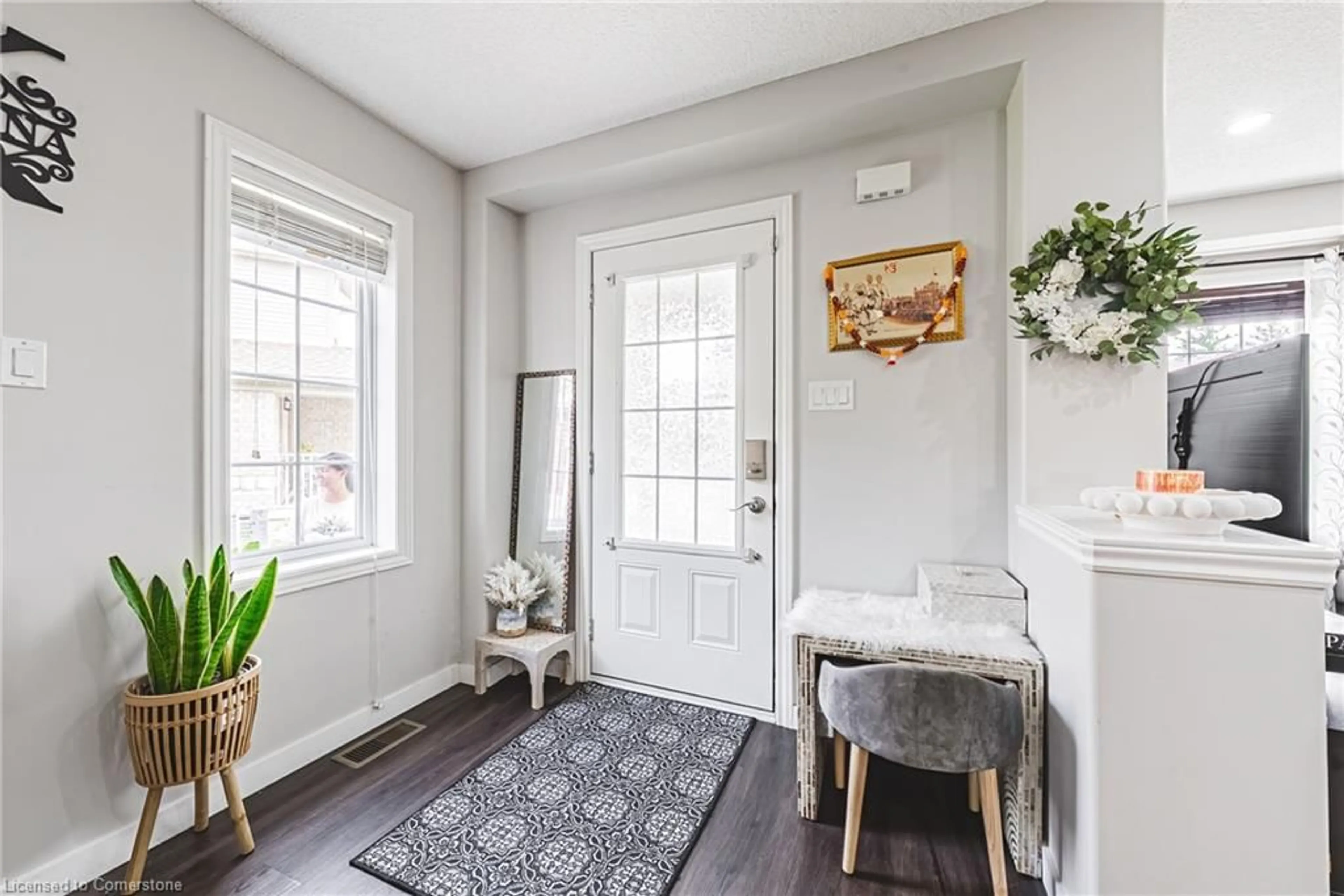 Indoor entryway for 214 Snyder's Rd #2, Baden Ontario N3A 0A6