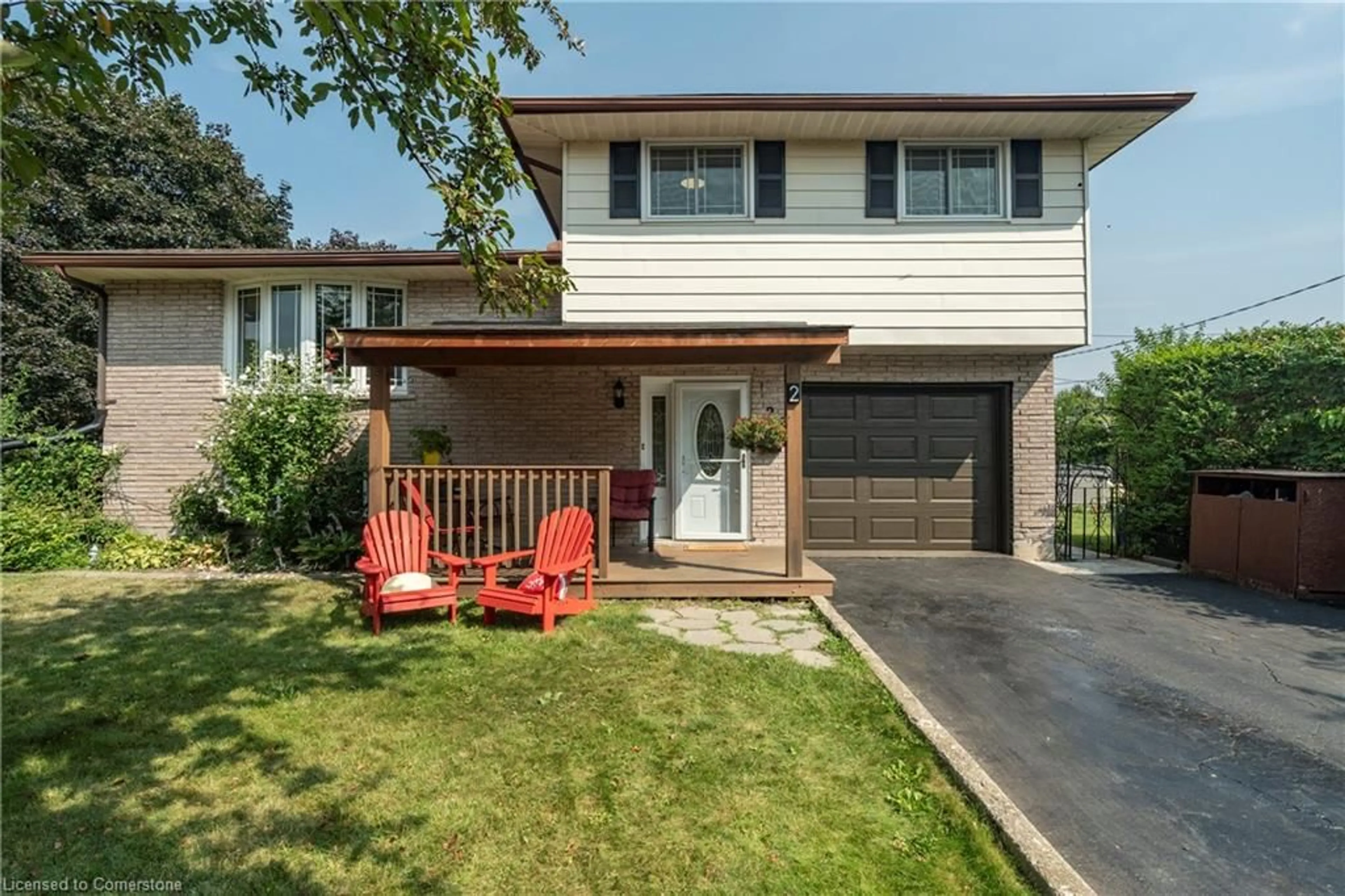 Home with vinyl exterior material, street for 2 Lester Pl, Cambridge Ontario N1R 2P9