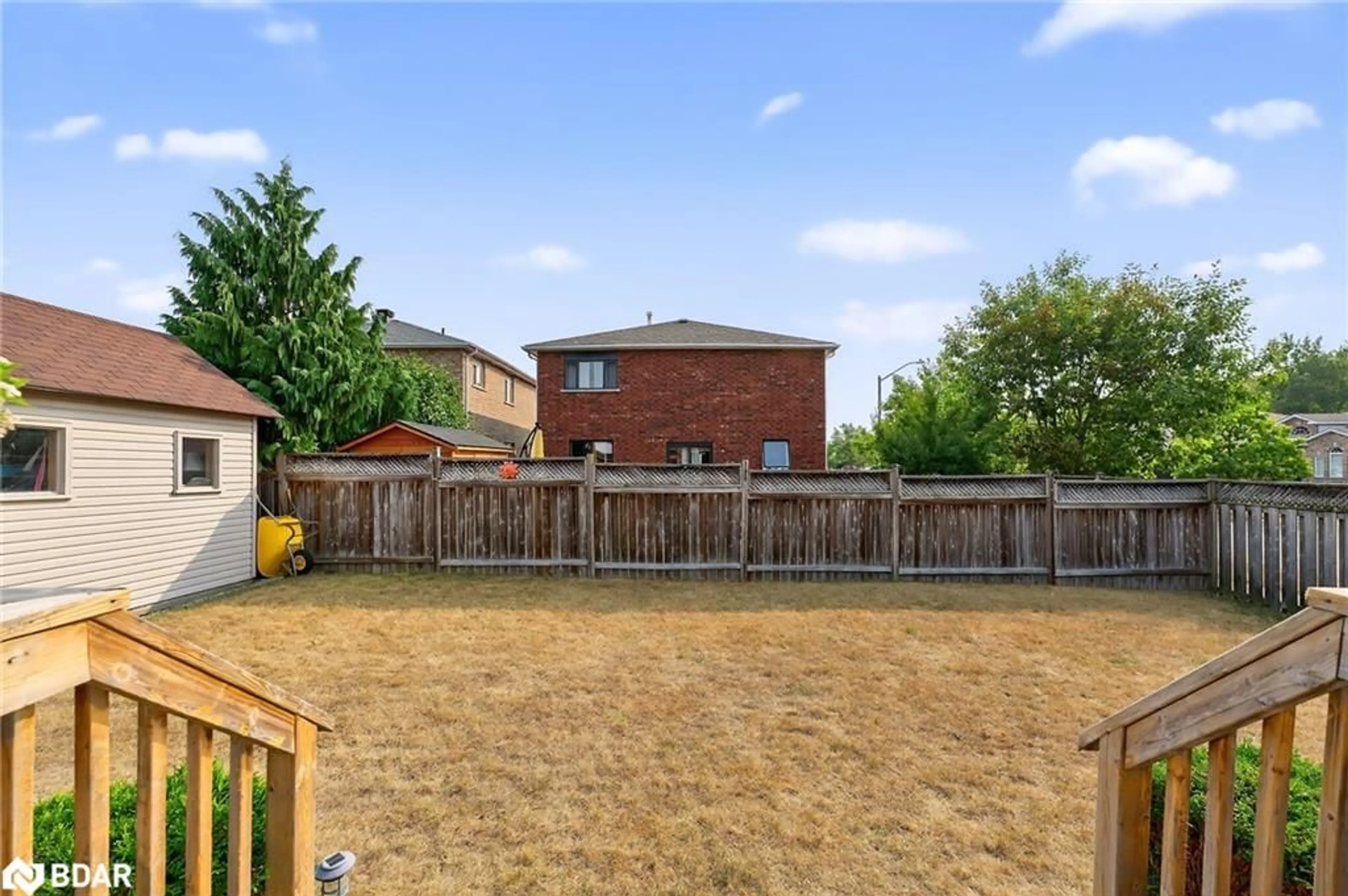 A pic from outside/outdoor area/front of a property/back of a property/a pic from drone, unknown for 1 Mailey Lane, Barrie Ontario L4N 0P3