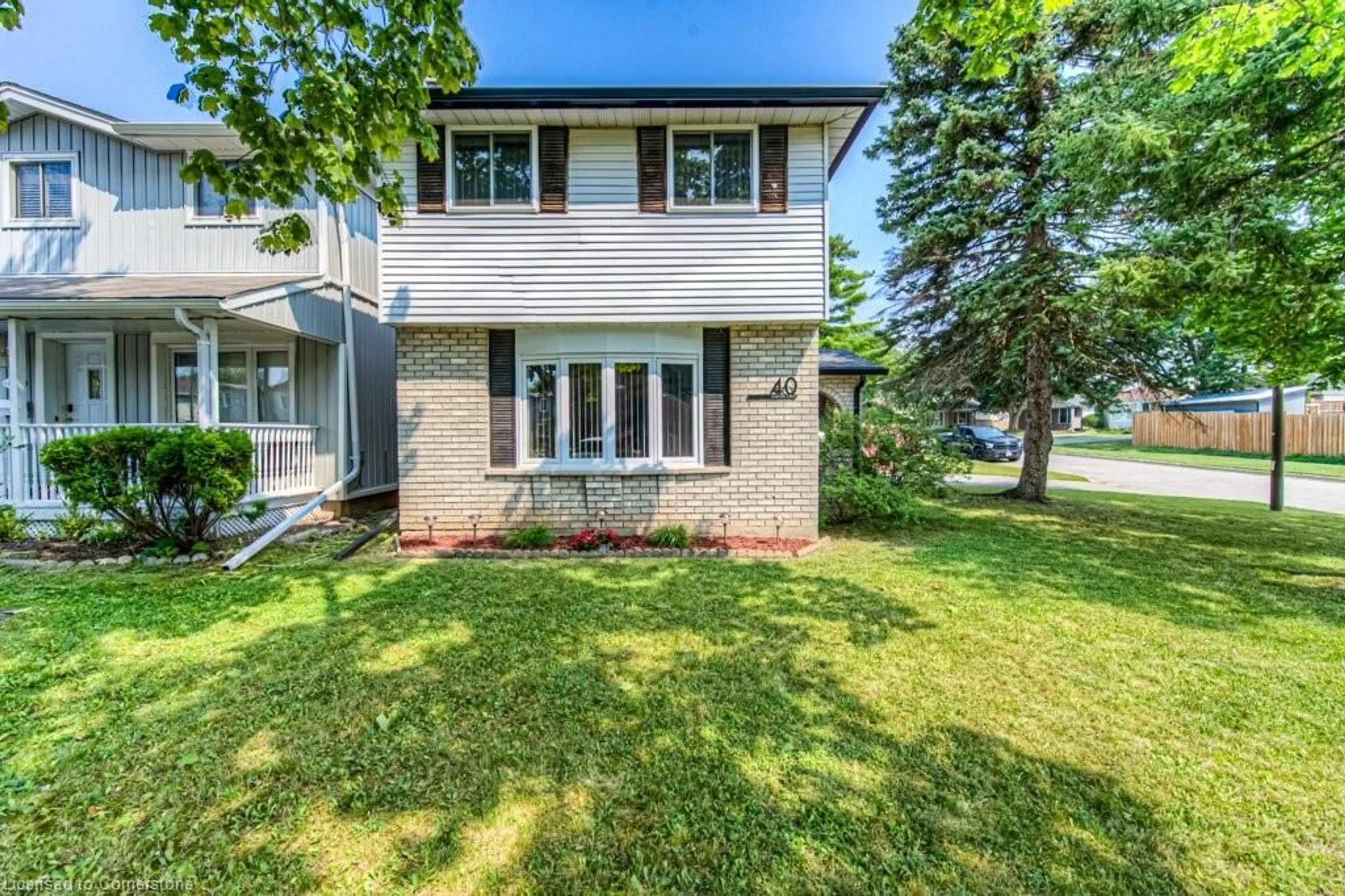 Unknown for 40 Carter Cres, Cambridge Ontario N1R 7L4