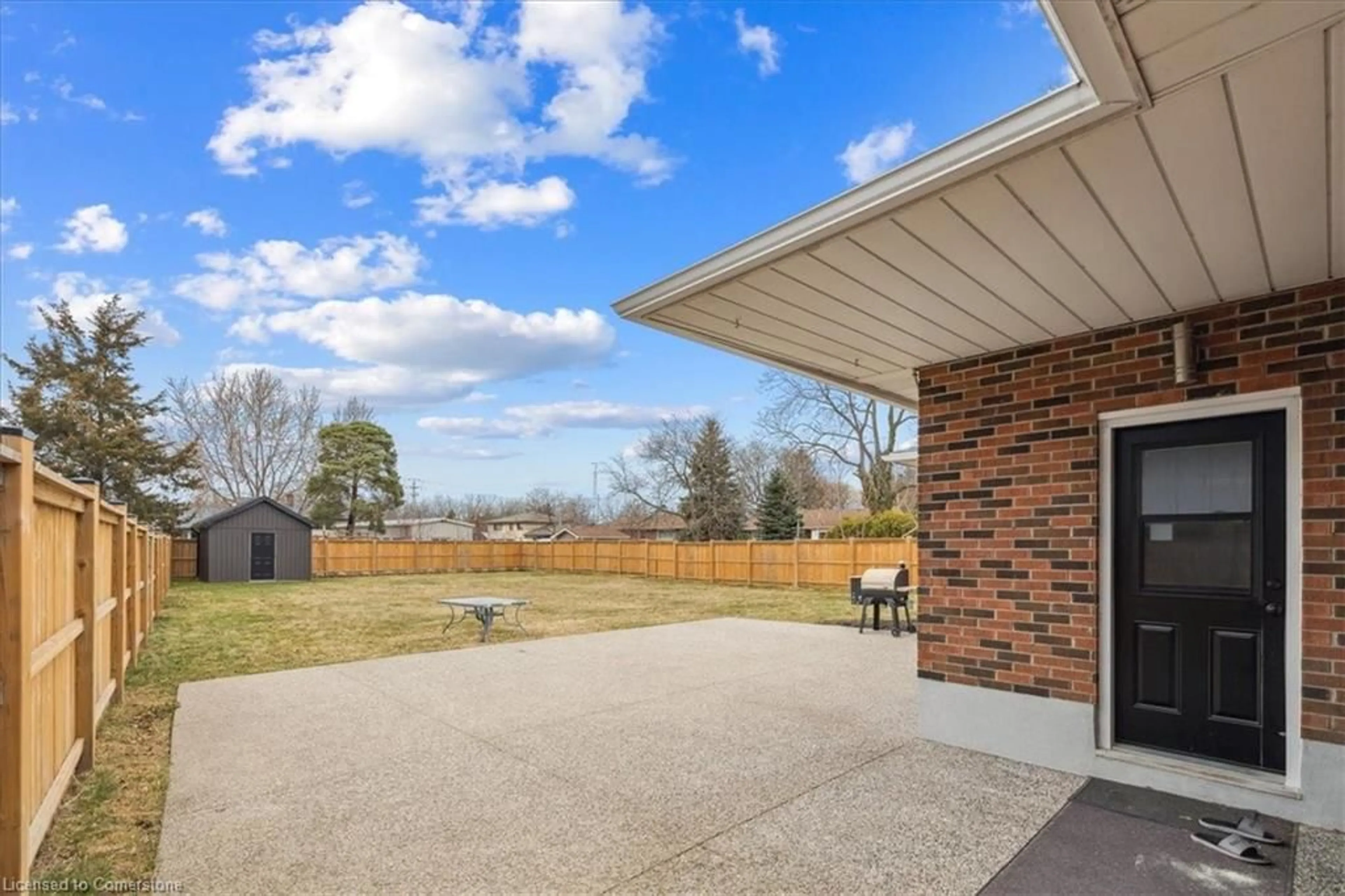 Patio, water/lake/river/ocean view for 5 Juliana Cres, St. Catharines Ontario L2N 4B5