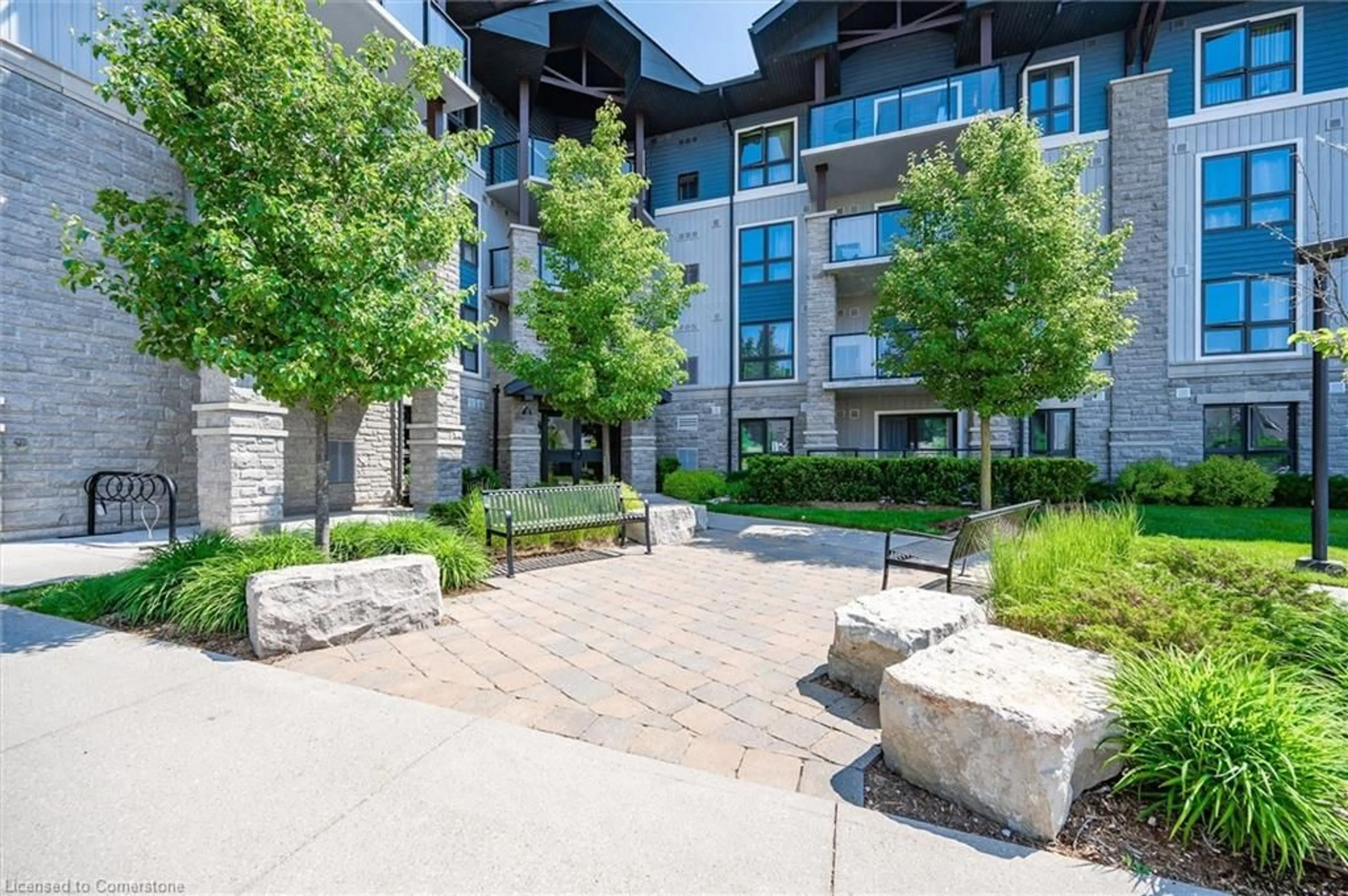 Patio, unknown for 50 Bryan Crt #309, Kitchener Ontario N2A 4N4
