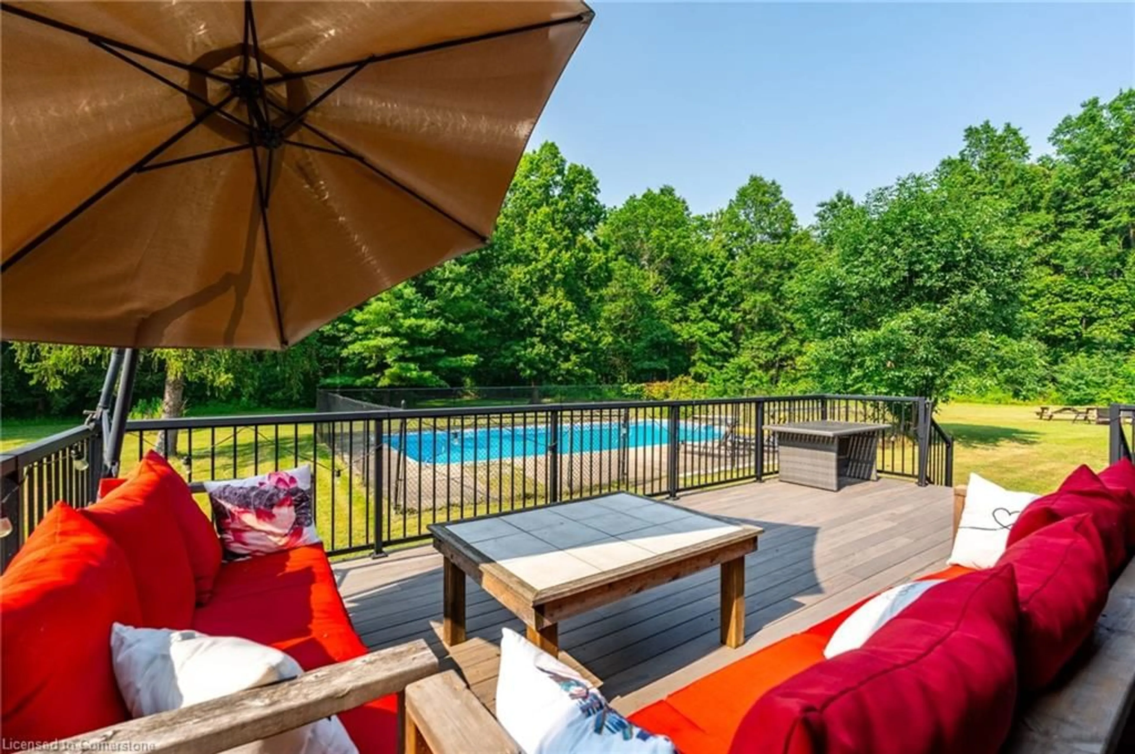 Patio, water/lake/river/ocean view for 1892 Turner Rd, Thorold Ontario L3B 5N5