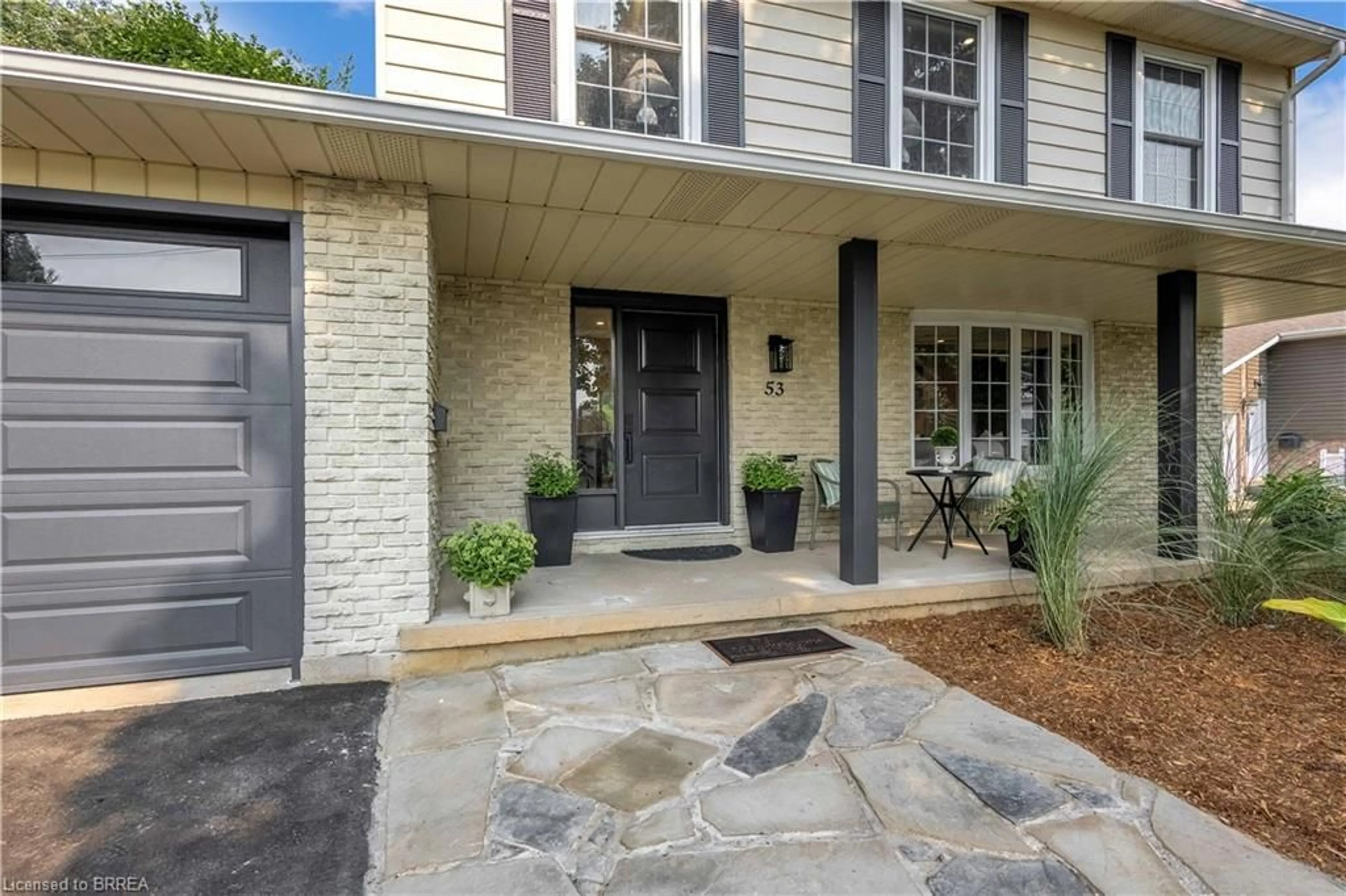 Home with brick exterior material, street for 53 Greenfield Rd, Brantford Ontario N3R 6Z4