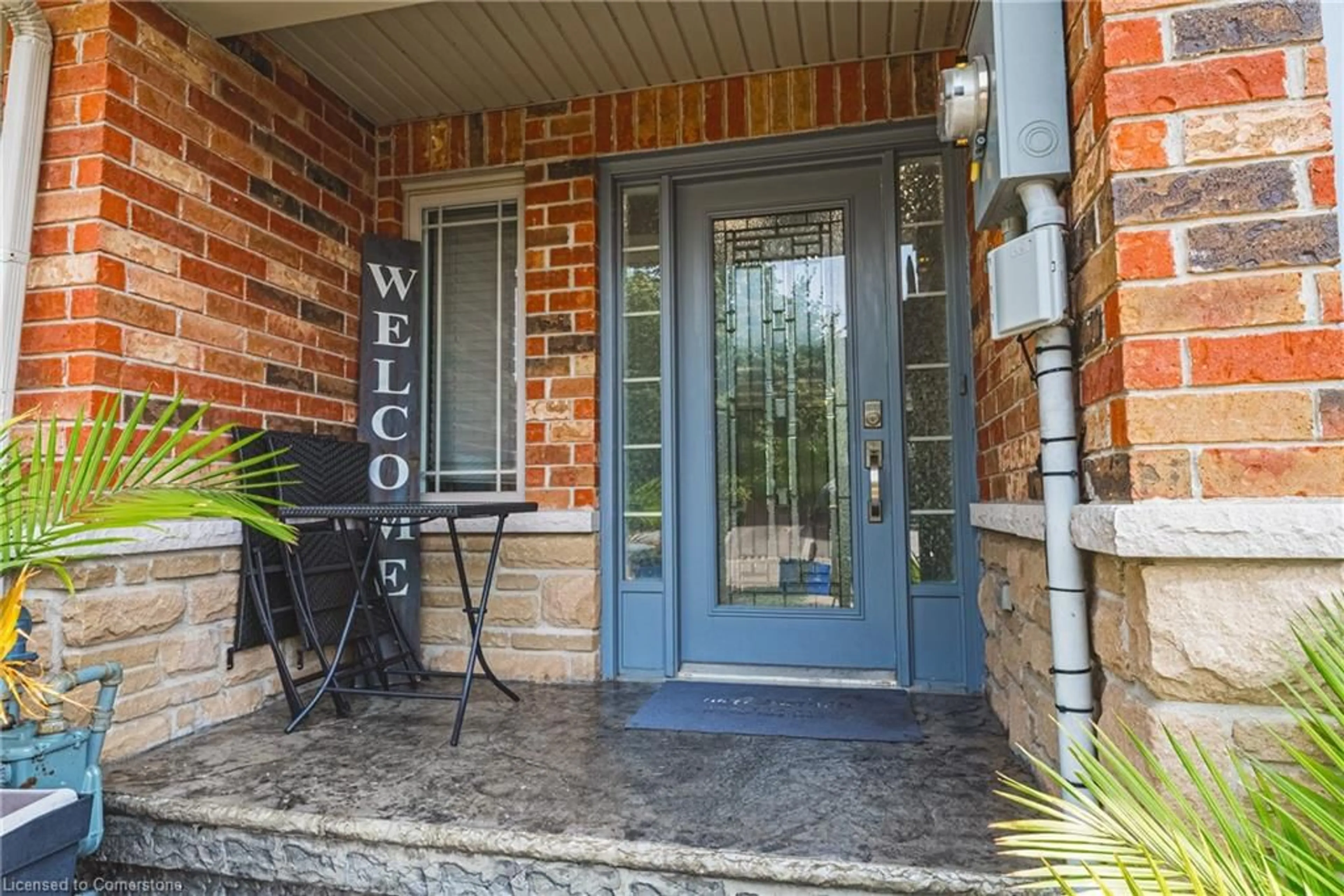 Indoor entryway for 103 Donald Bell Dr, Binbrook Ontario L0R 1C0