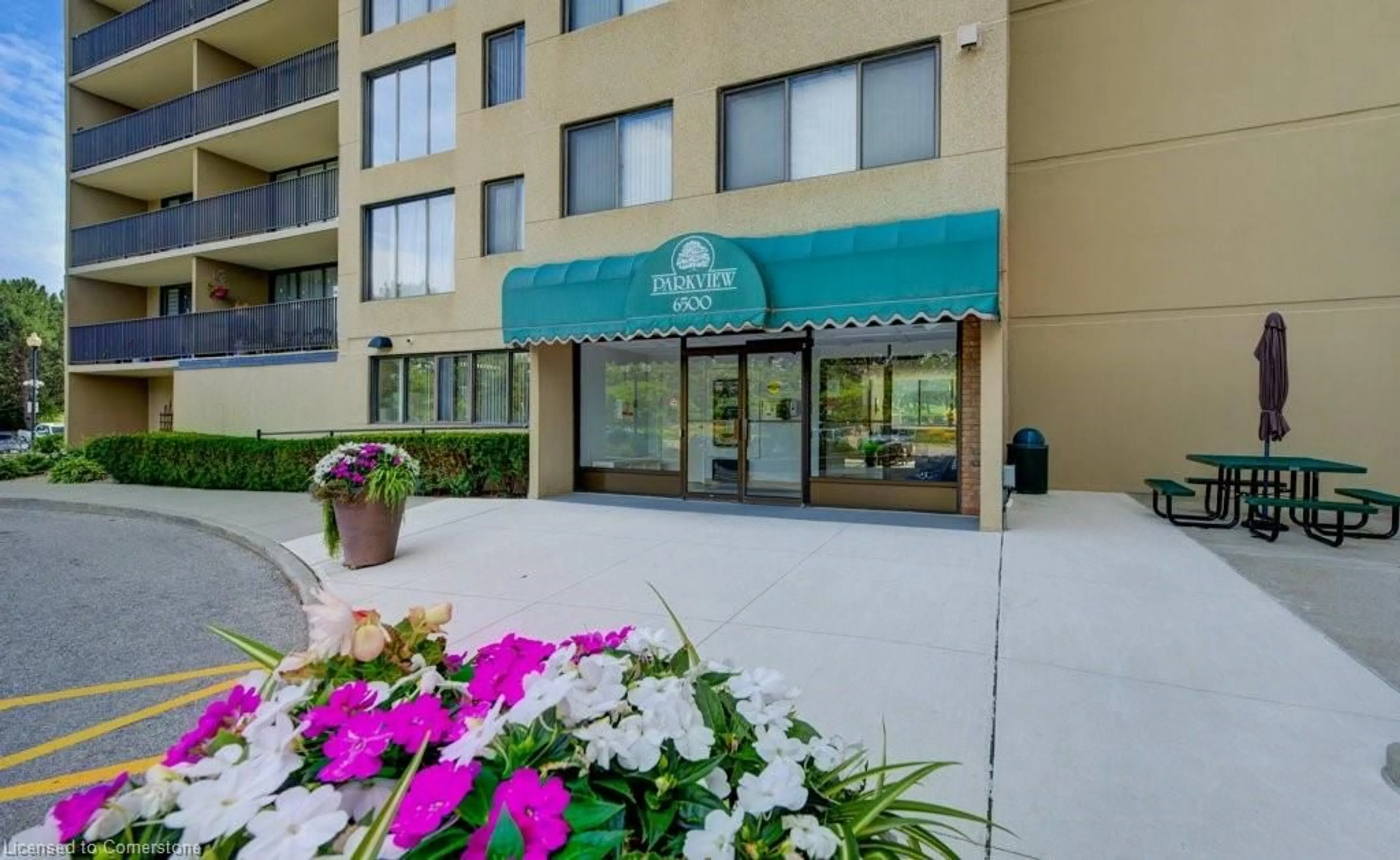 Patio, unknown for 6500 Montevideo Rd #1014, Mississauga Ontario L5N 3T6