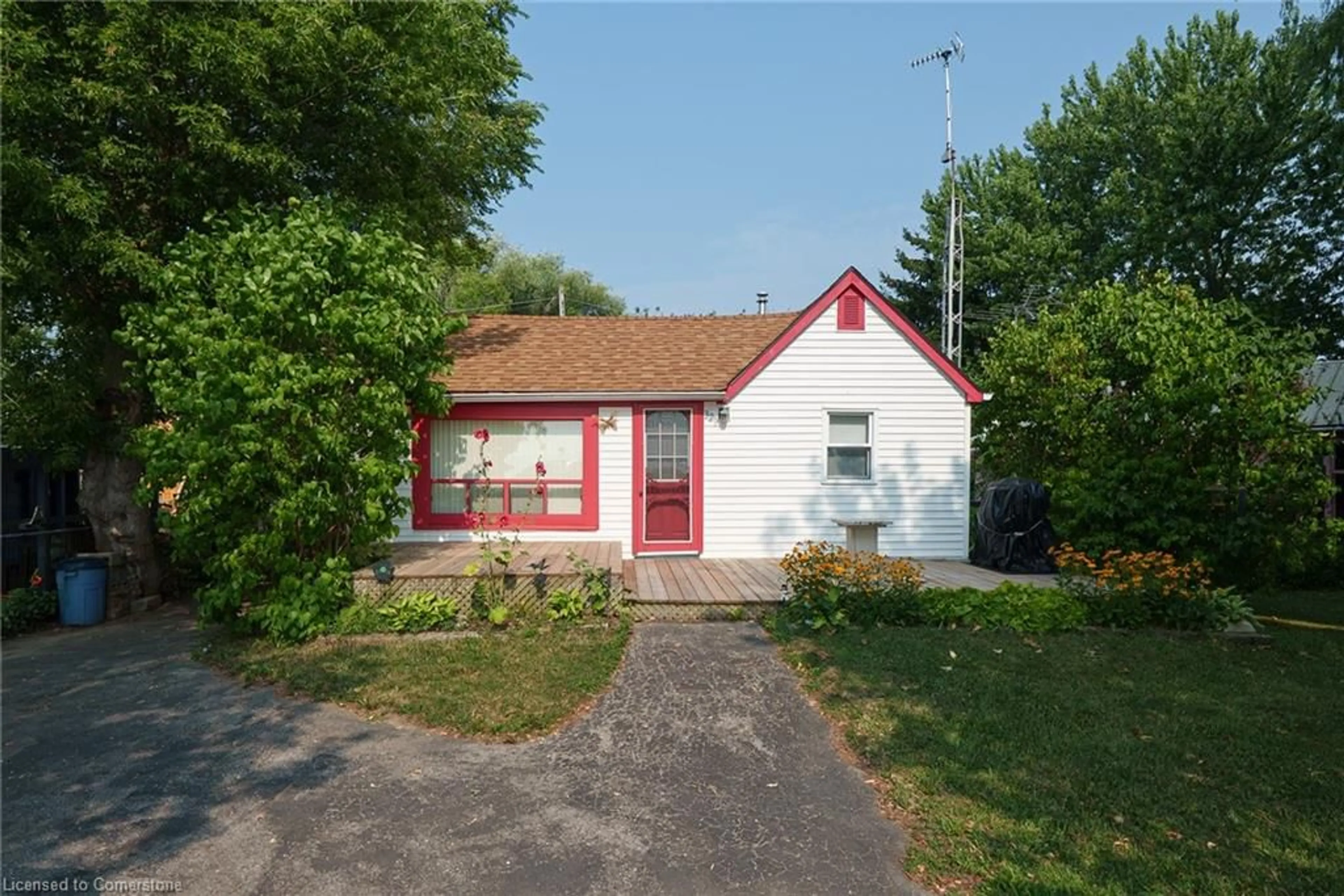 Unknown for 329 Blue Water Pky, Selkirk Ontario N0A 1P0