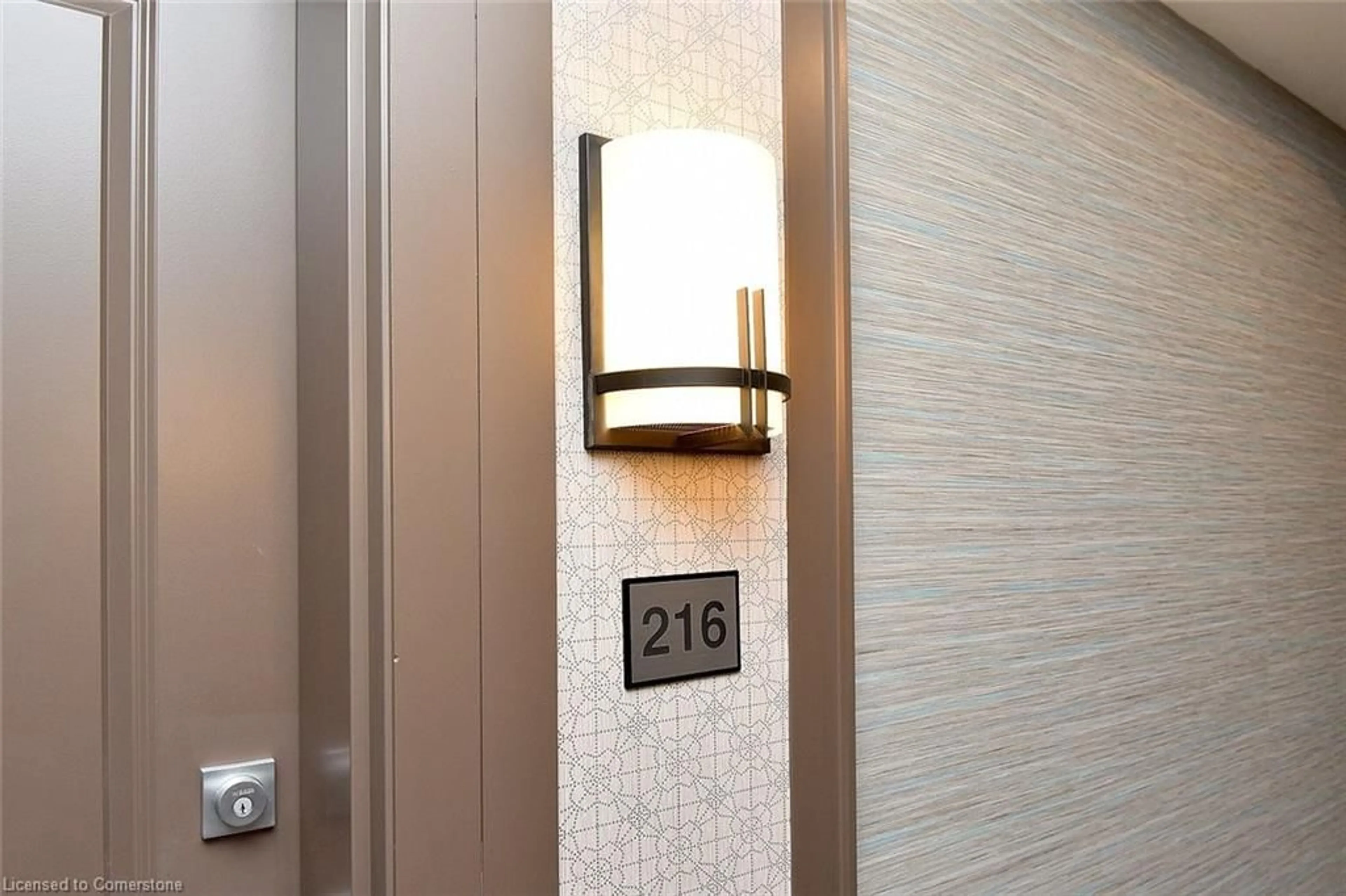 Indoor entryway for 450 Dundas St #612, Waterdown Ontario L0R 2H4