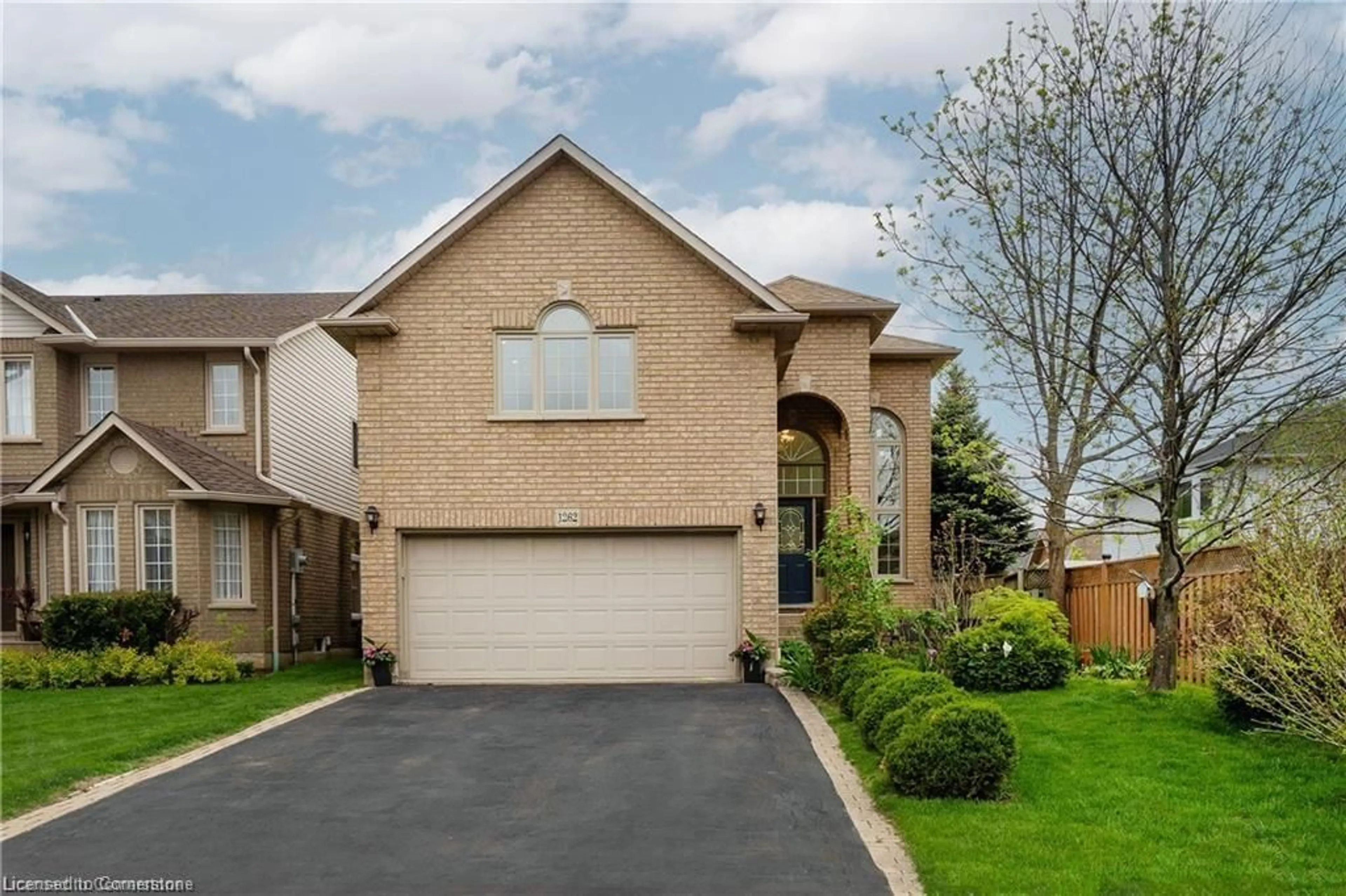 Home with brick exterior material, street for 1262 Upper Paradise Rd, Hamilton Ontario L9B 2R7