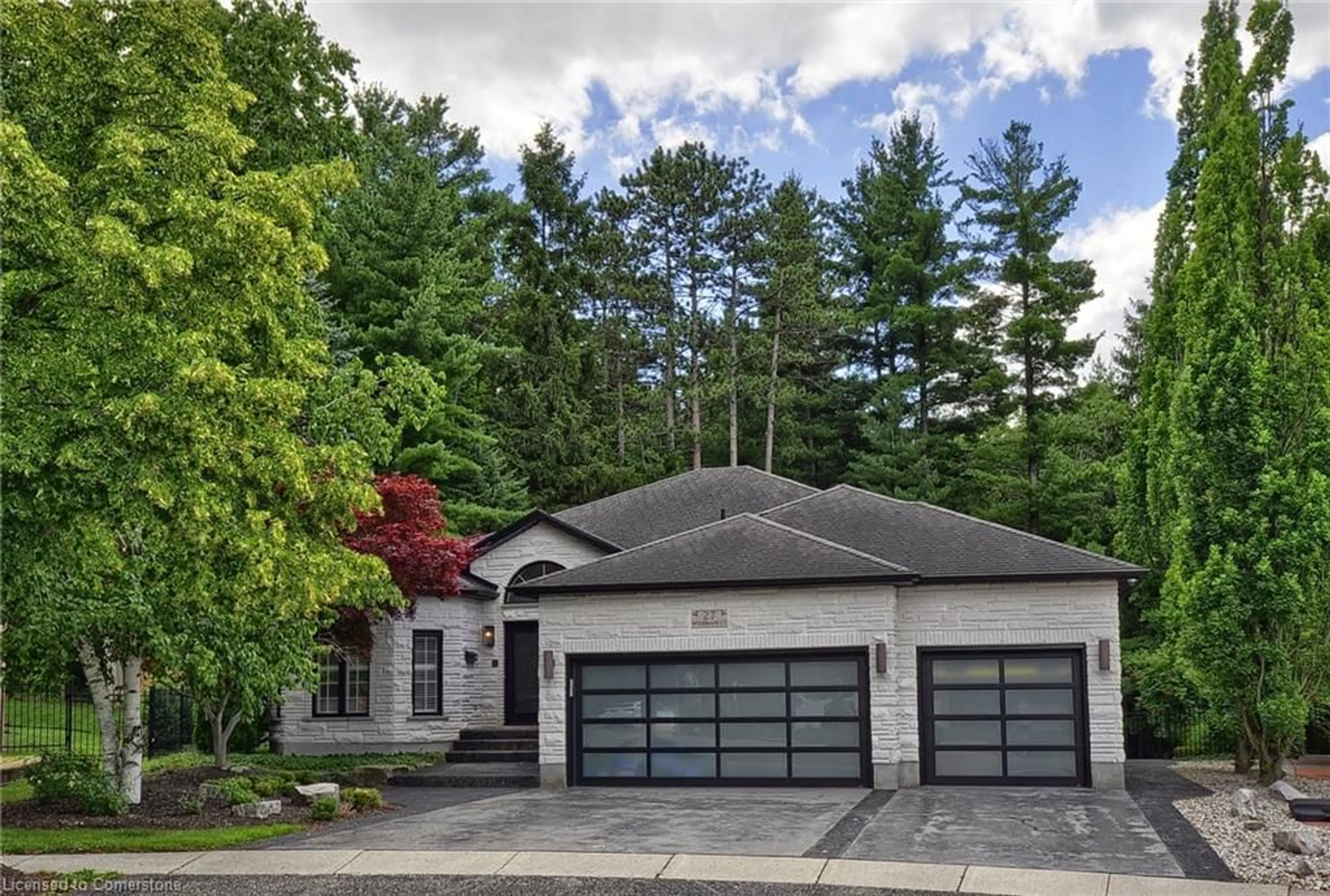 Unknown for 27 Woodmans Crt, Kitchener Ontario N2P 2B2