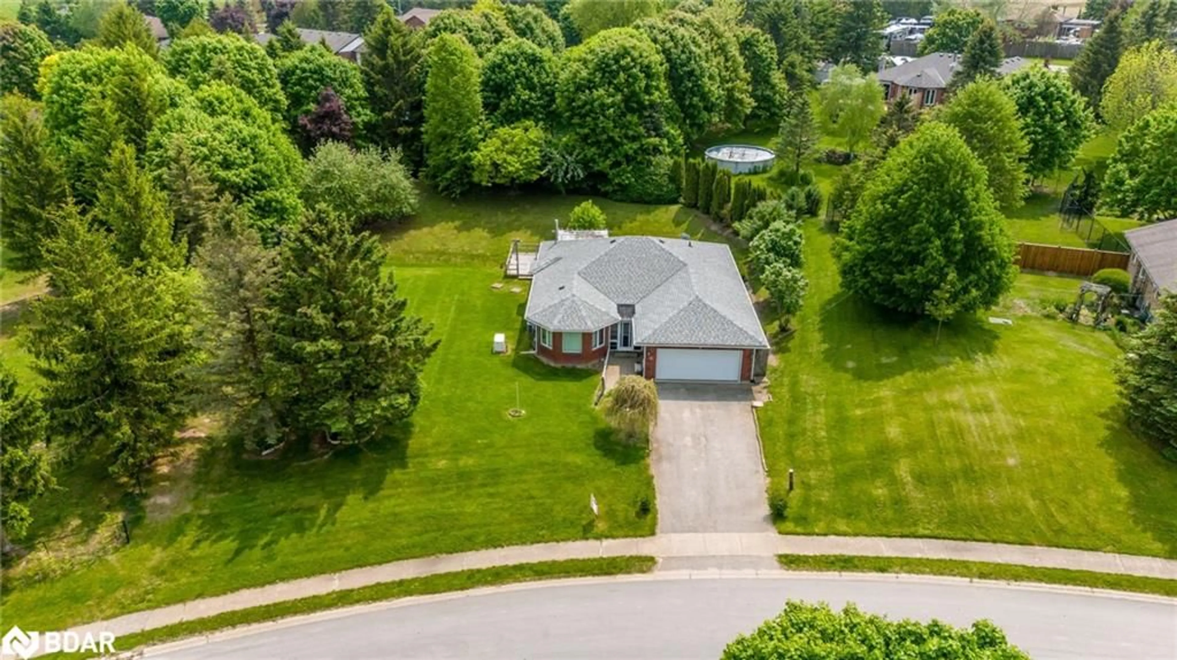 A pic from outside/outdoor area/front of a property/back of a property/a pic from drone, street for 3 Henry St, Amaranth Ontario L9W 3Z1