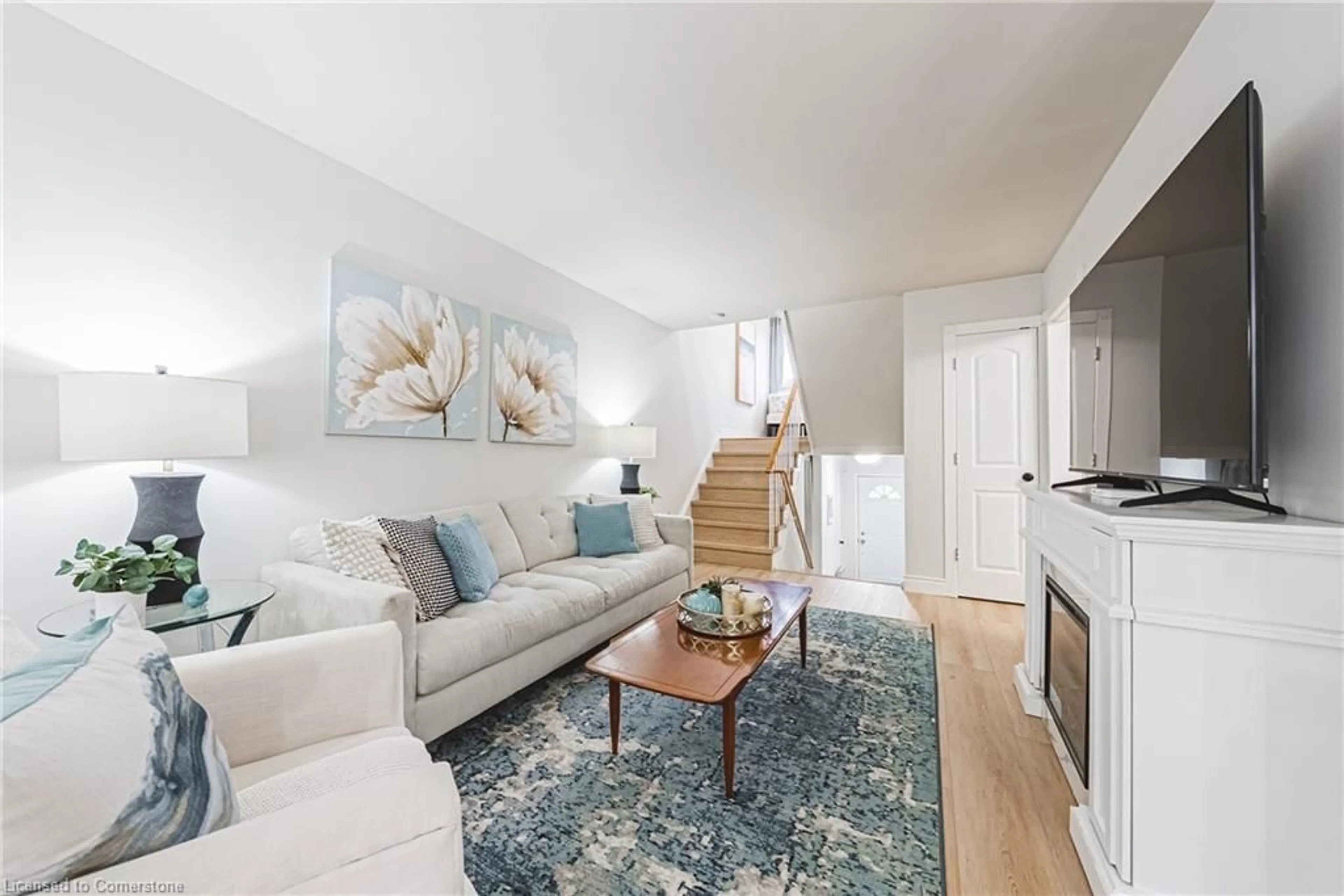 Living room with furniture, unknown for 1419 Ester Dr, Burlington Ontario L7P 1L5