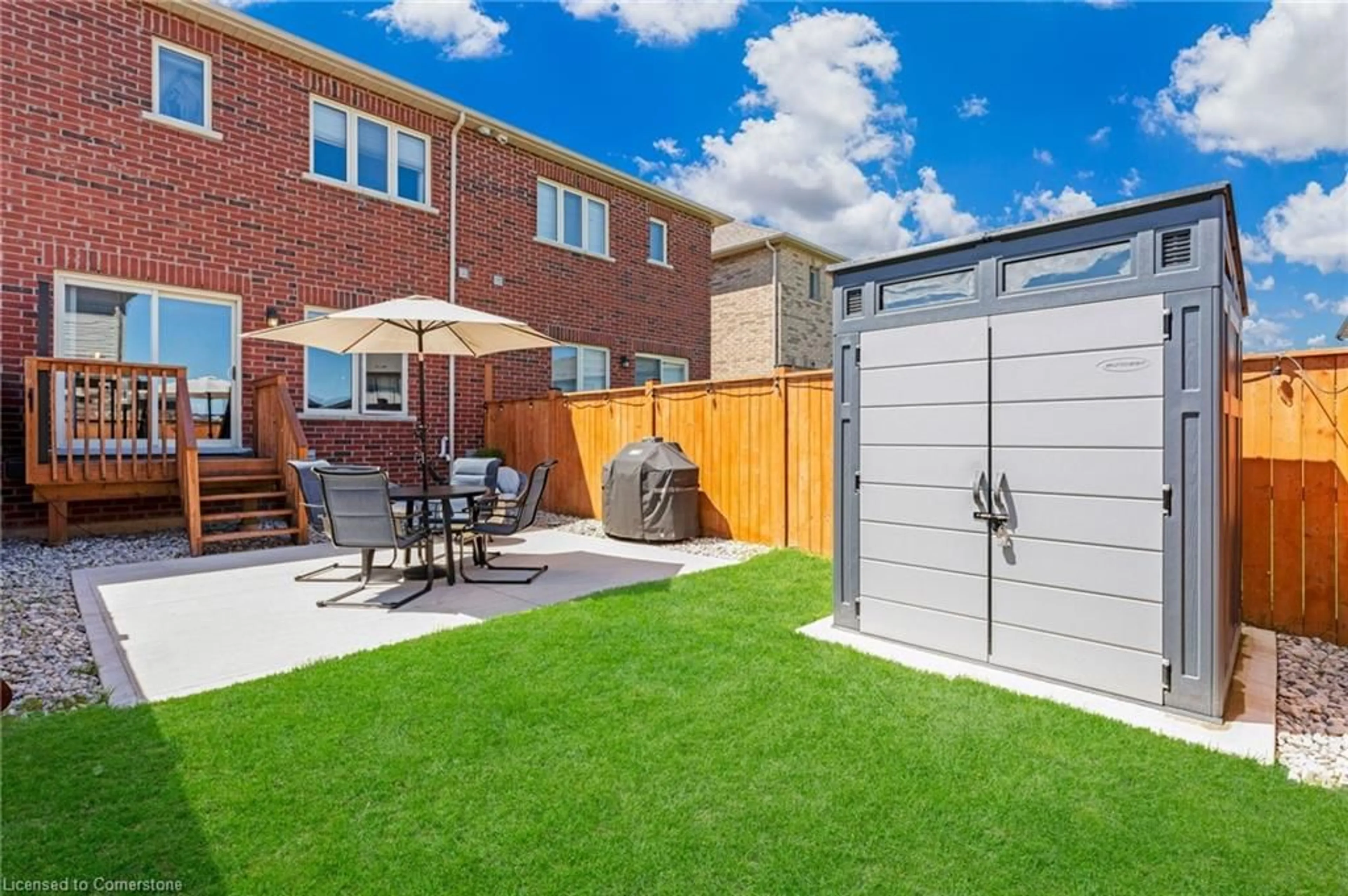 Patio, street for 72 Homestead Way Way, Thorold Ontario L2V 0H1