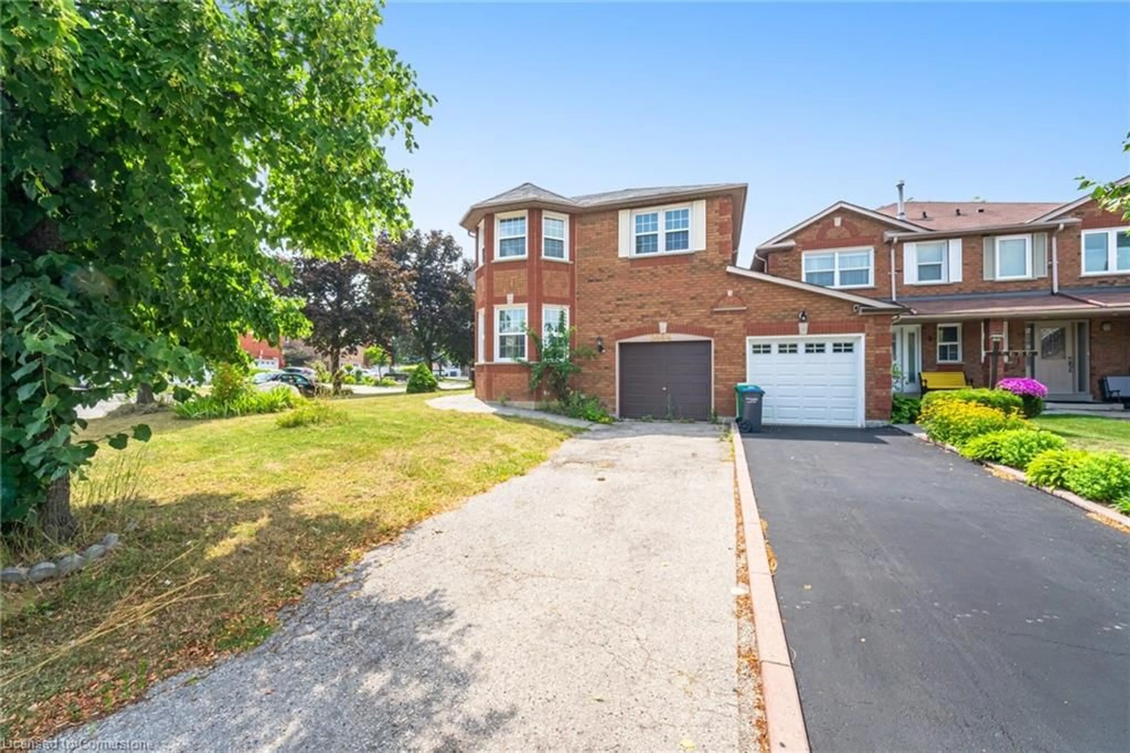 Home with brick exterior material, street for 5684 Talaton Trail, Mississauga Ontario L5R 3N5