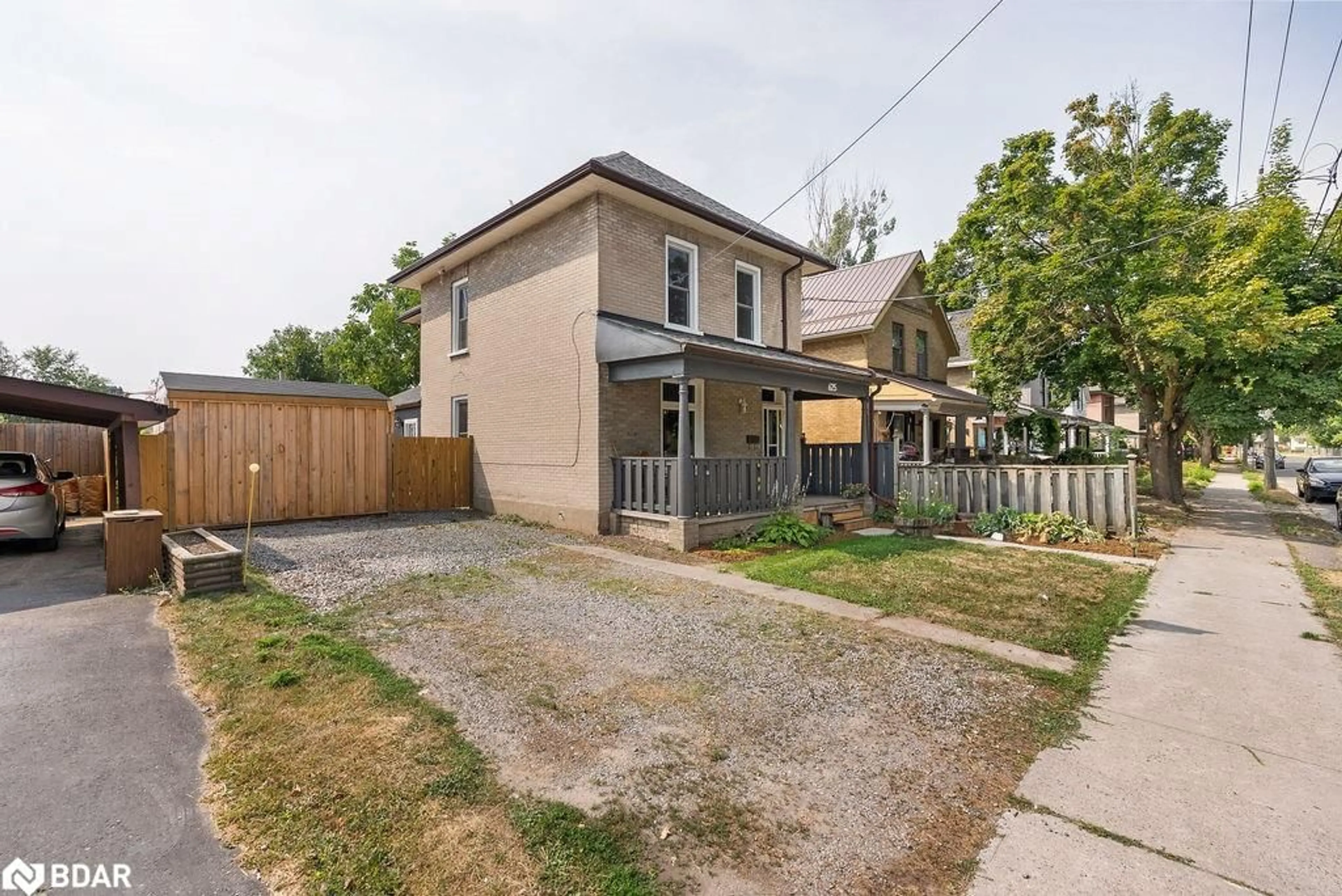 A pic from outside/outdoor area/front of a property/back of a property/a pic from drone, street for 625 Brown St, Peterborough Ontario K9J 4K6