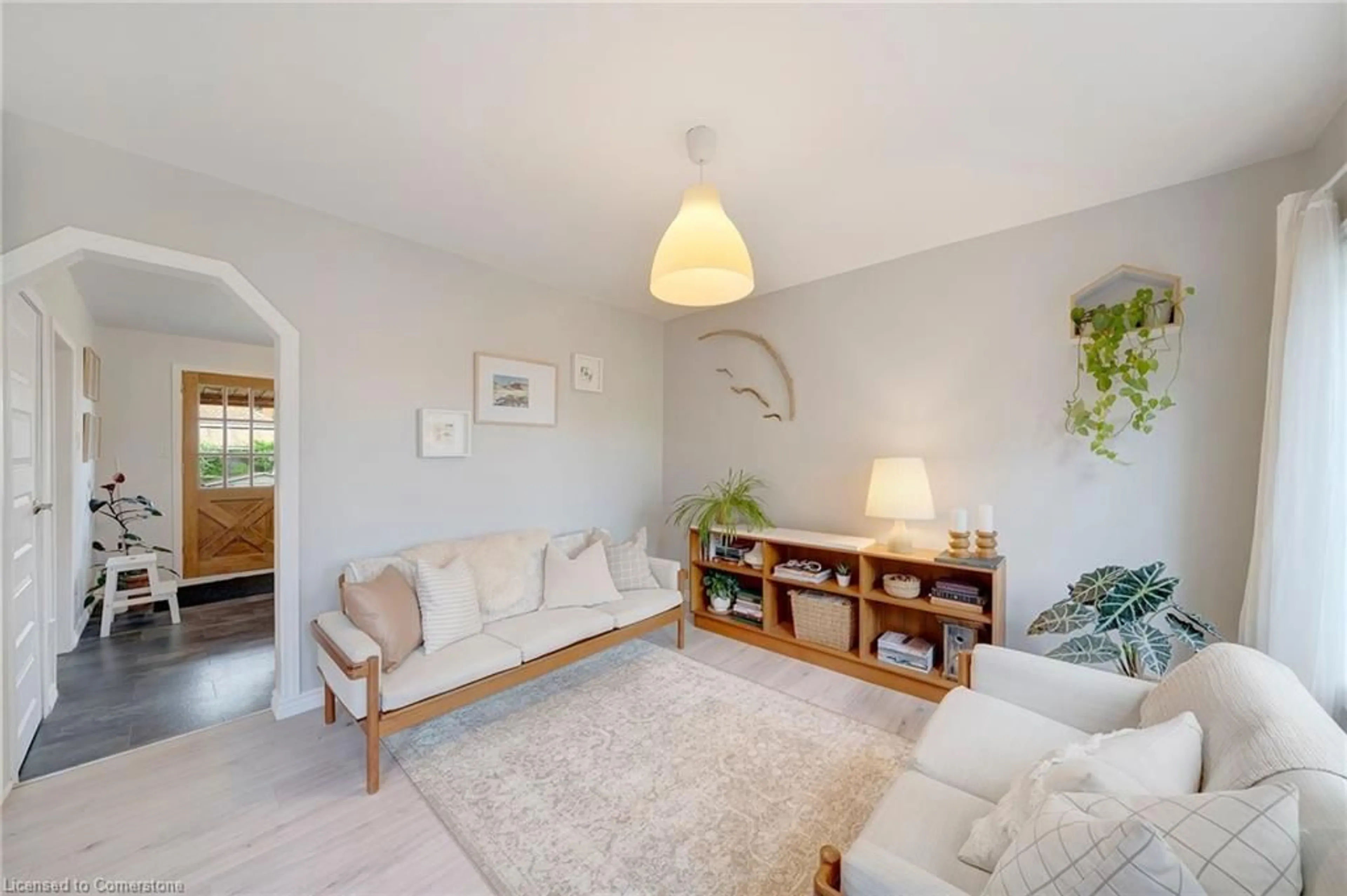 Living room with furniture, unknown for 109 Glennie Ave, Hamilton Ontario L8H 5V8