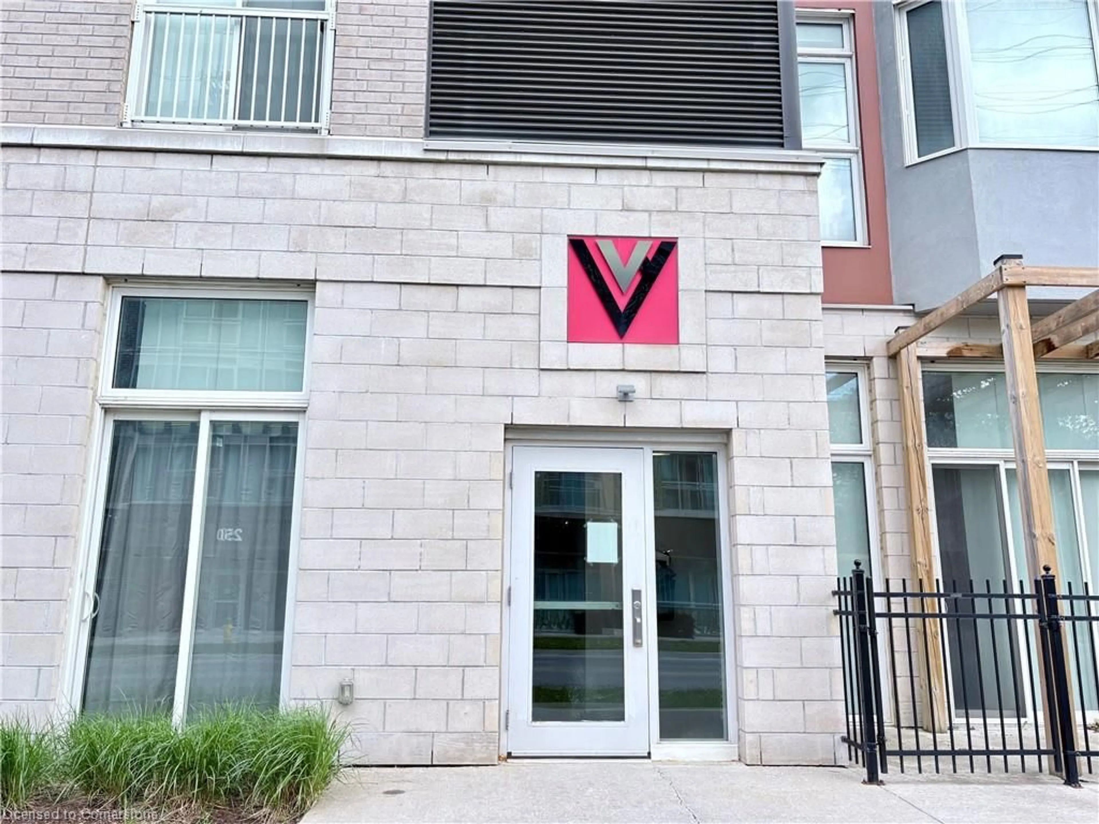 Unknown for 253 Albert St #103, Waterloo Ontario N2L 3T7