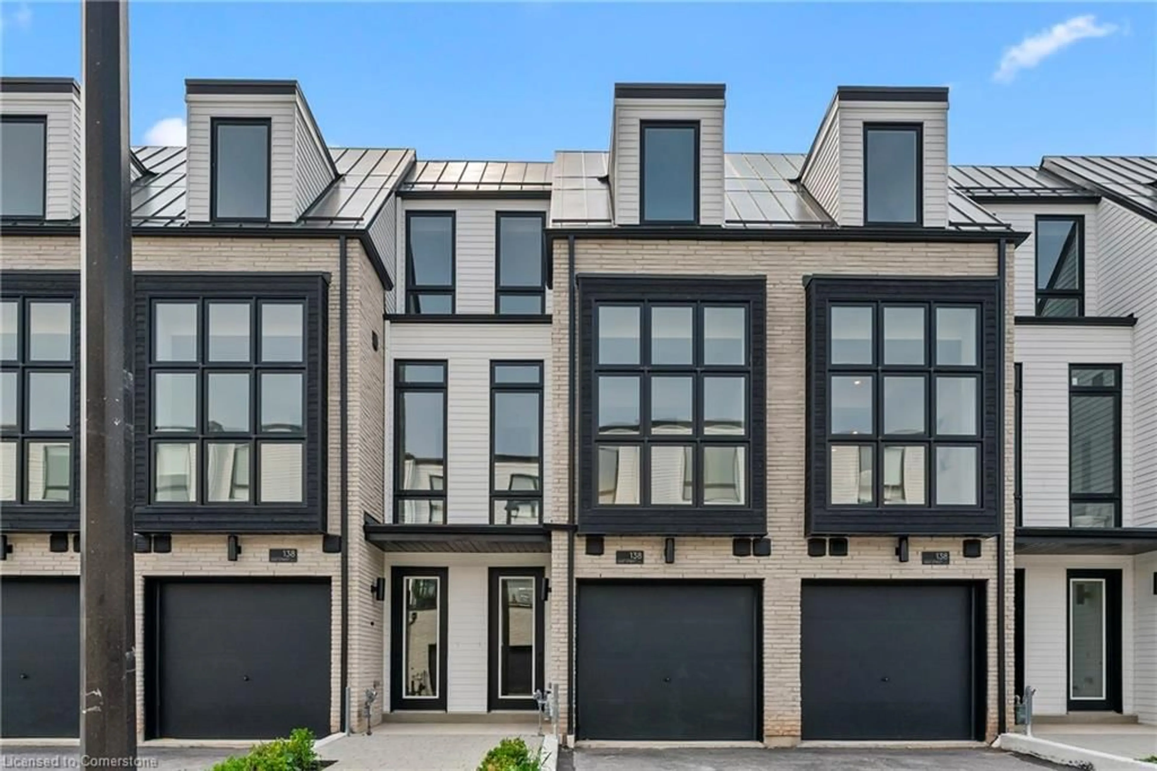 Unknown for 138 East St #4, Oakville Ontario L6L 0H9