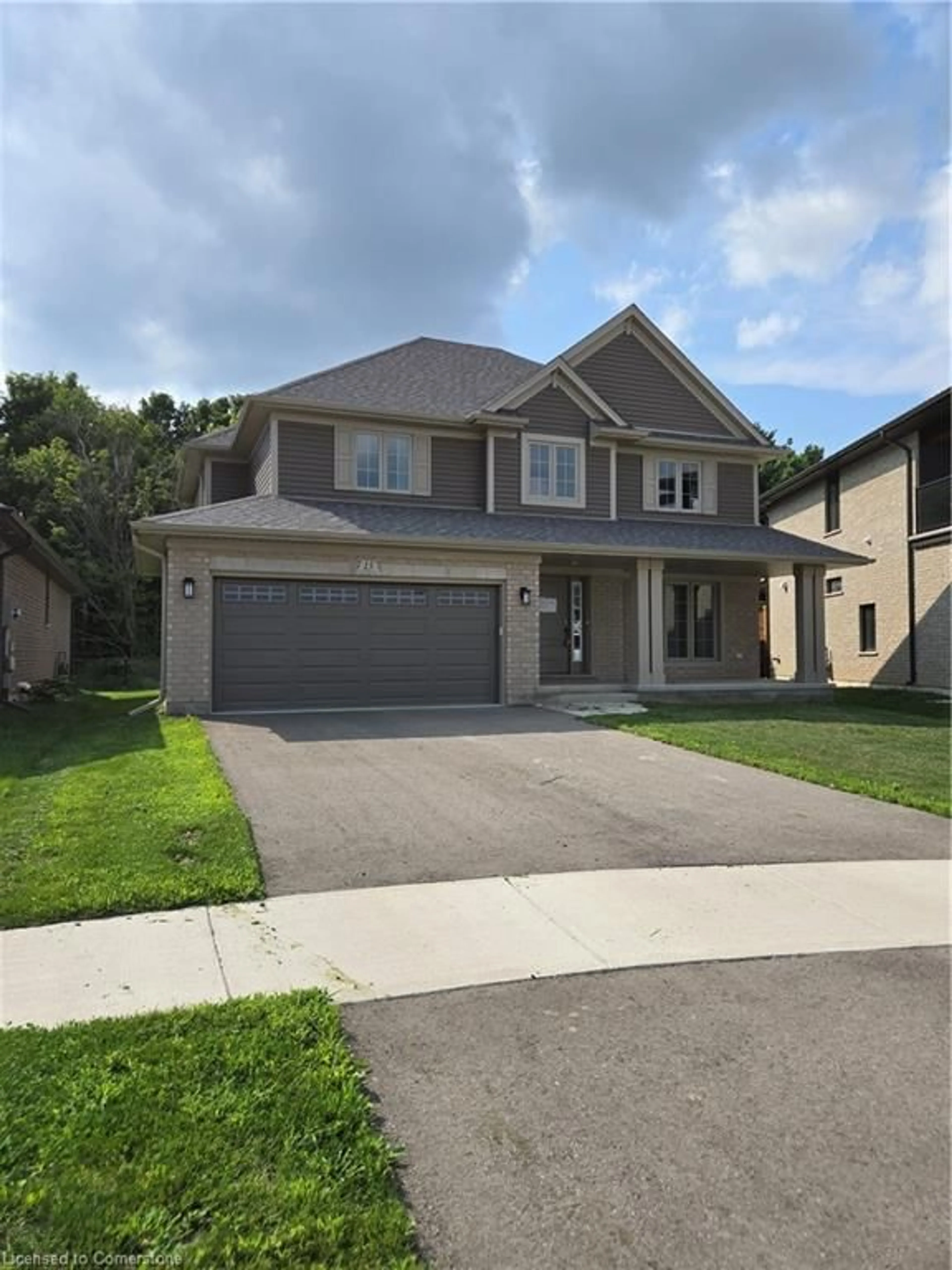 Home with vinyl exterior material, street for 15 Dunning Way, St. Thomas Ontario N5R 0P7