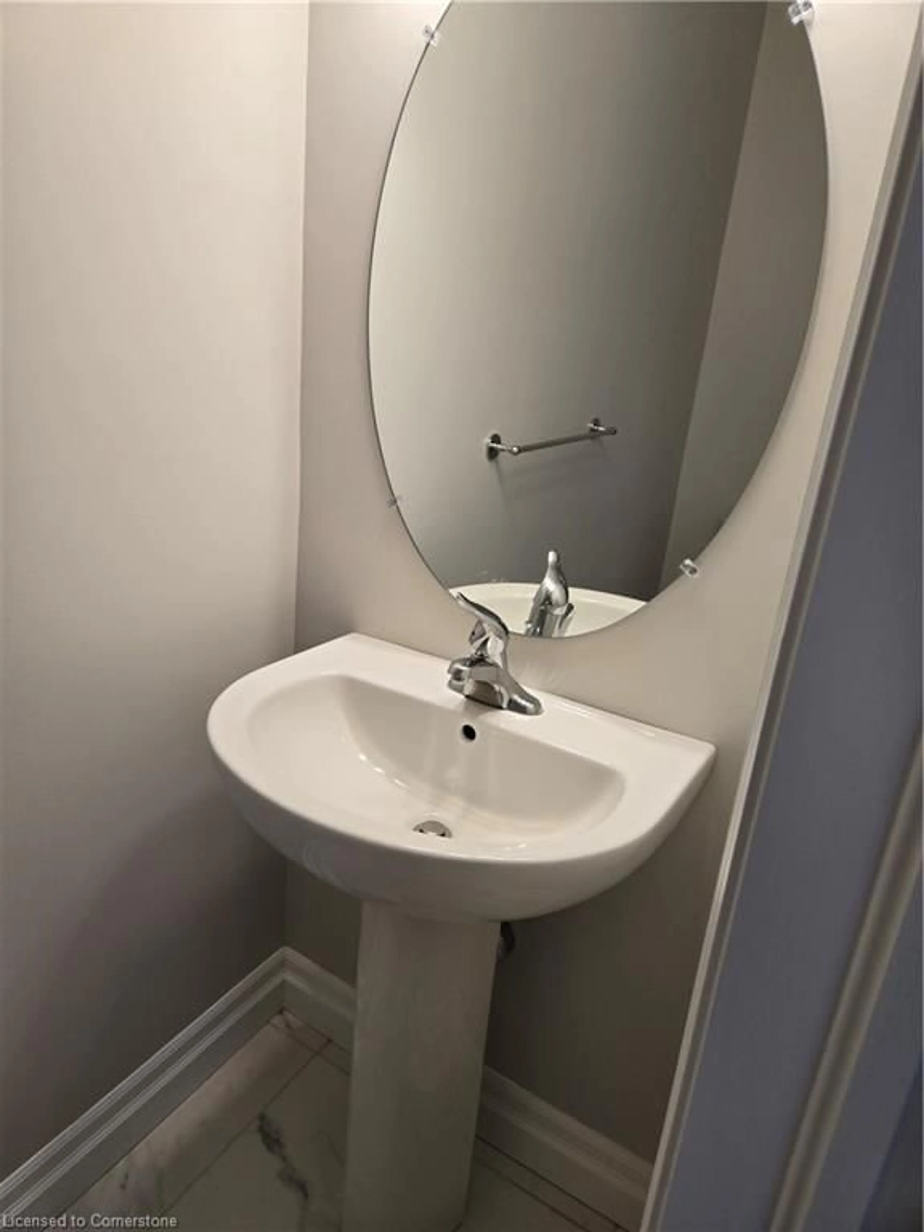 Standard bathroom, floor is not visible for 15 Dunning Way, St. Thomas Ontario N5R 0P7