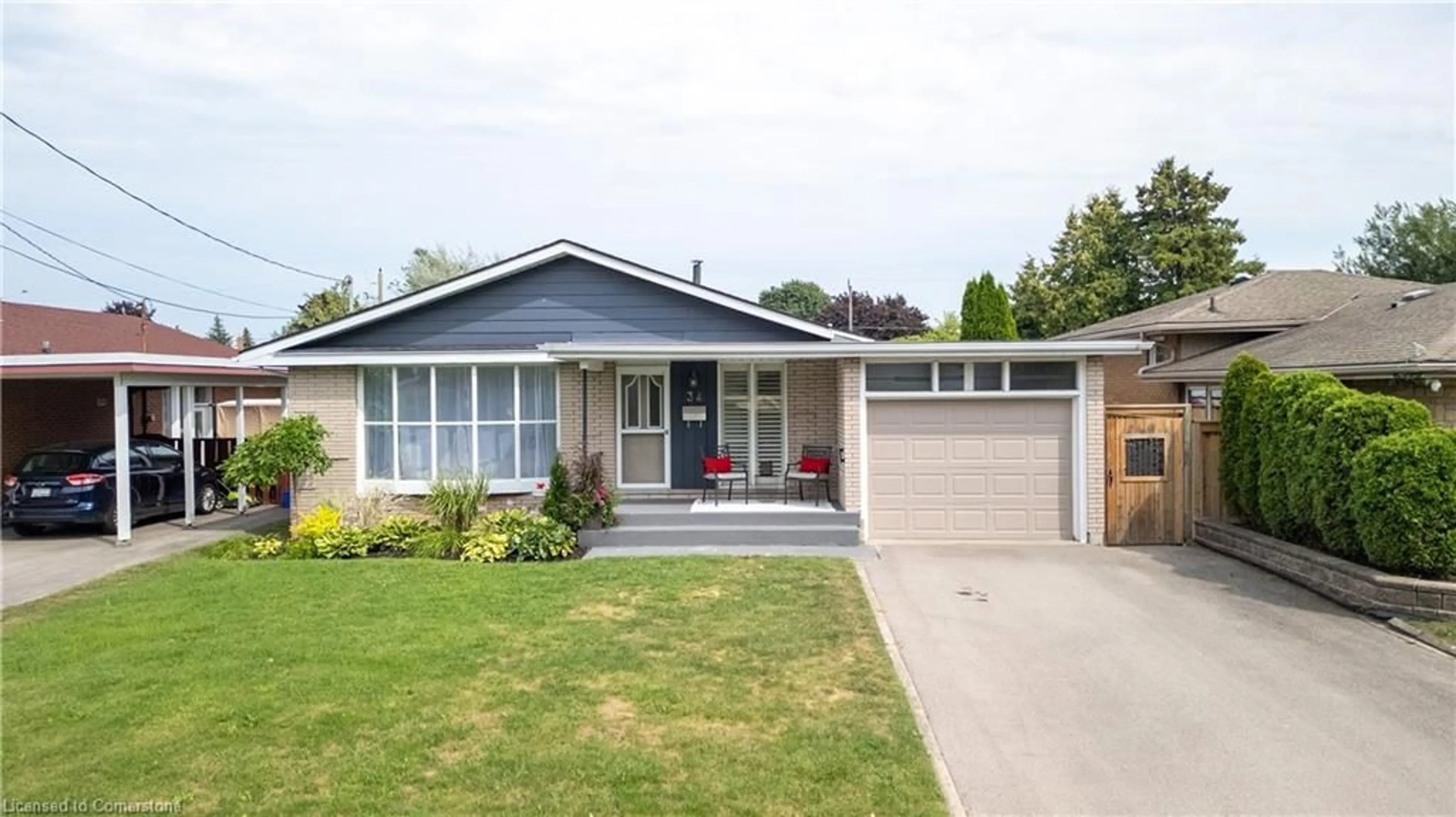 Home with vinyl exterior material, street for 34 Alpine Ave, Stoney Creek Ontario L9A 1A5