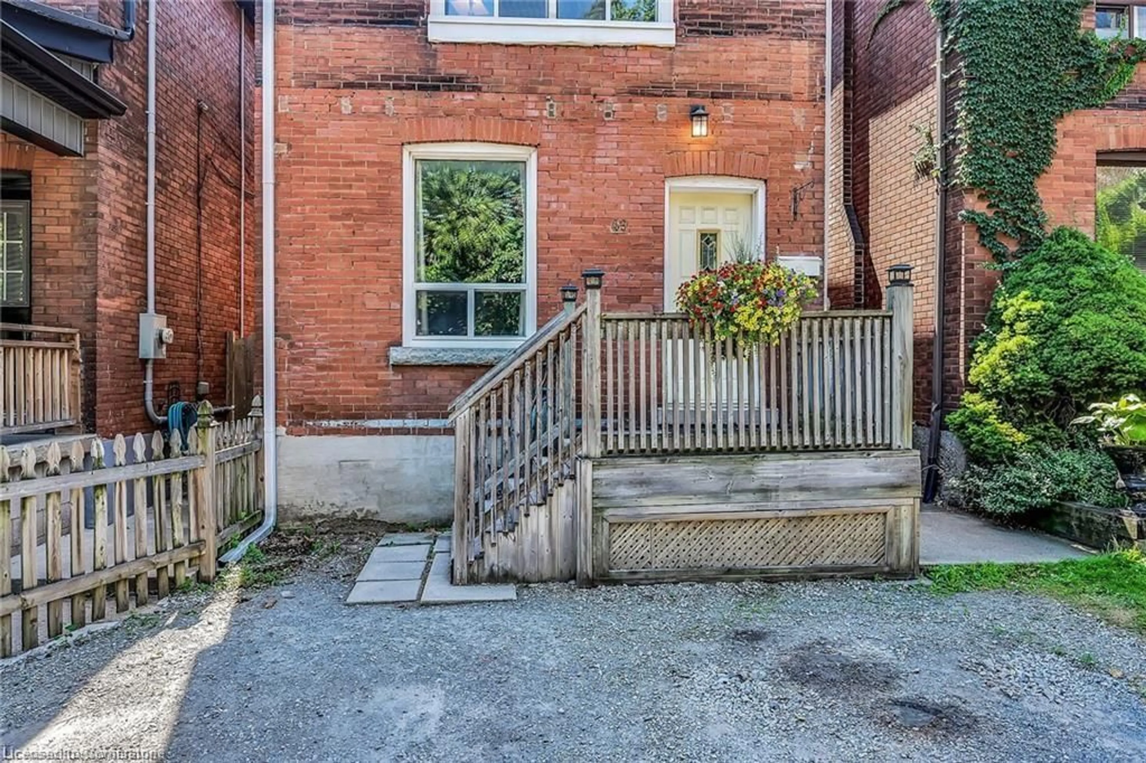 Unknown for 49 East Bend Ave, Hamilton Ontario L8M 3E4