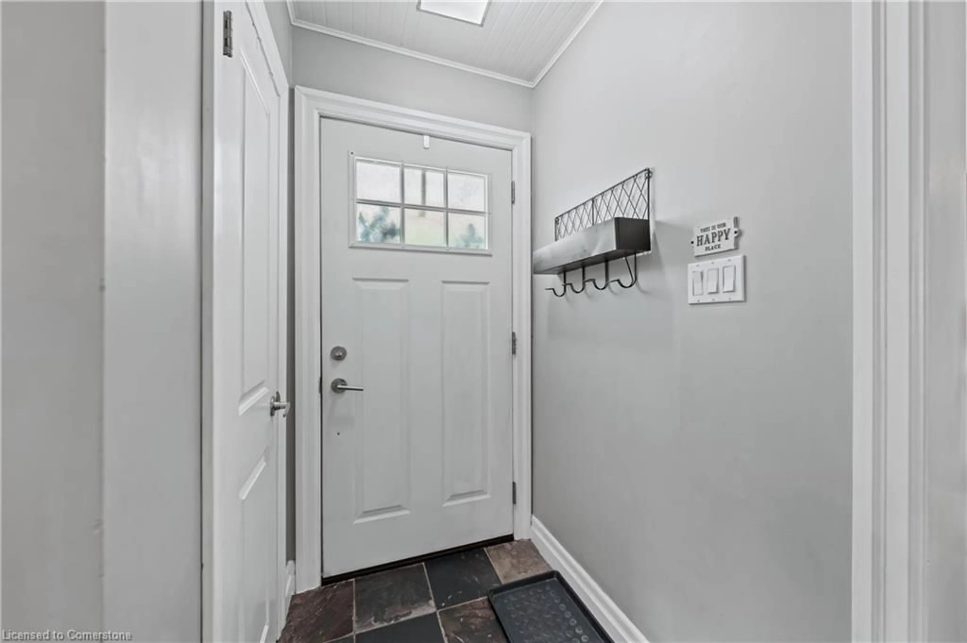 Indoor entryway for 97 Berkley Rd, Cambridge Ontario N1S 3G8