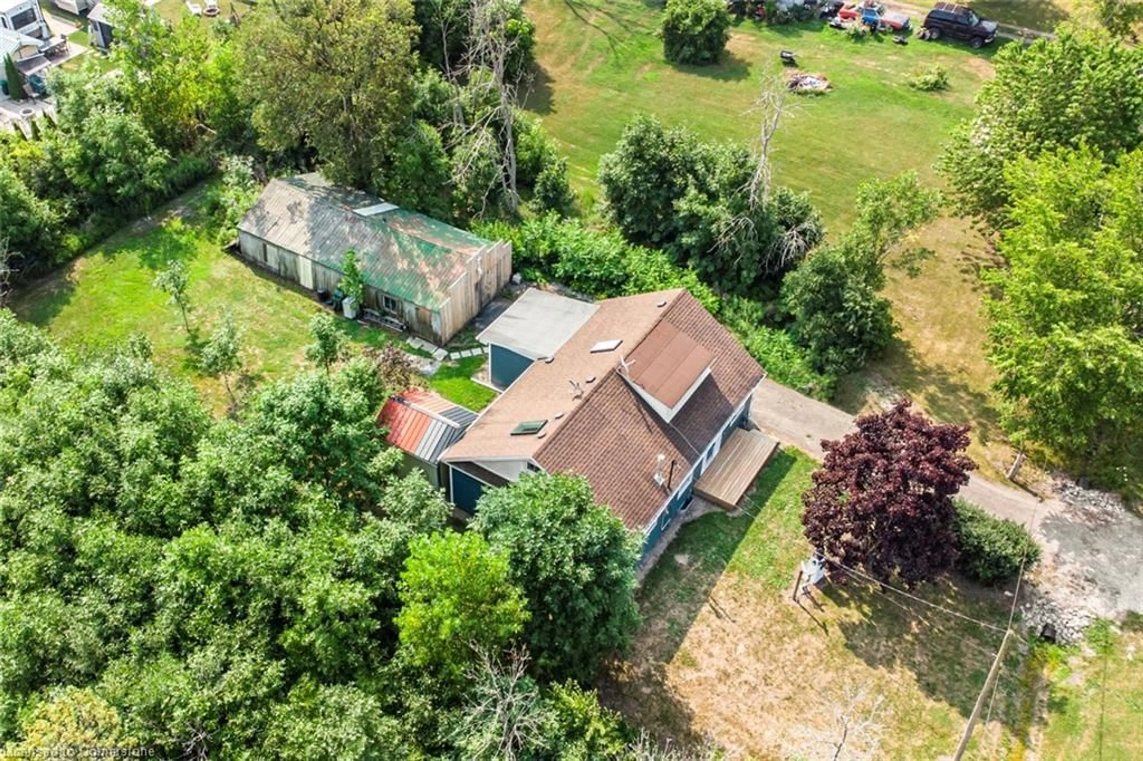 A pic from outside/outdoor area/front of a property/back of a property/a pic from drone, unknown for 679 Port Maitland Rd, Dunnville Ontario N1A 2W6