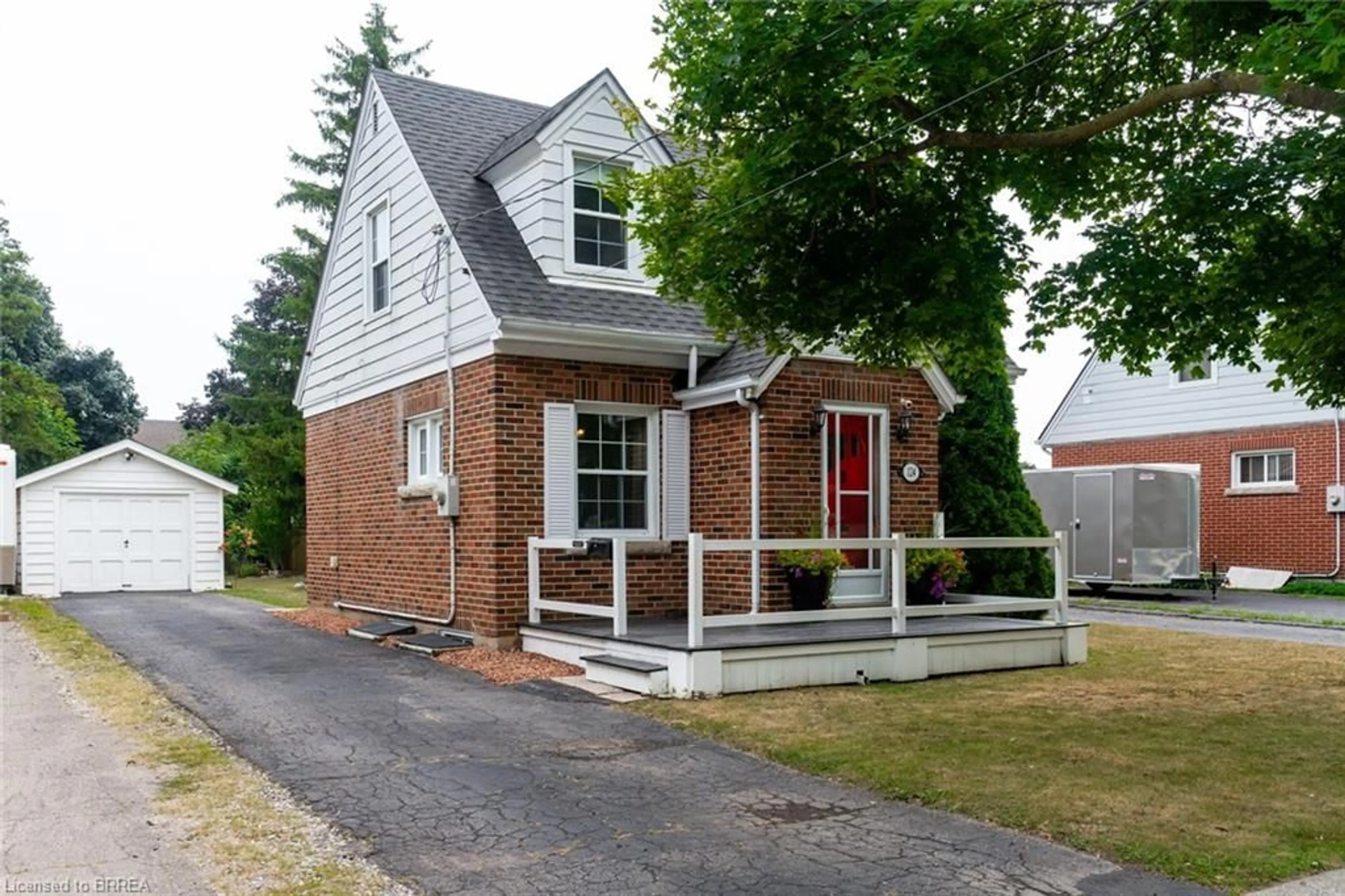 Home with brick exterior material, street for 124 Walnut St, Brantford Ontario N3T 1H4