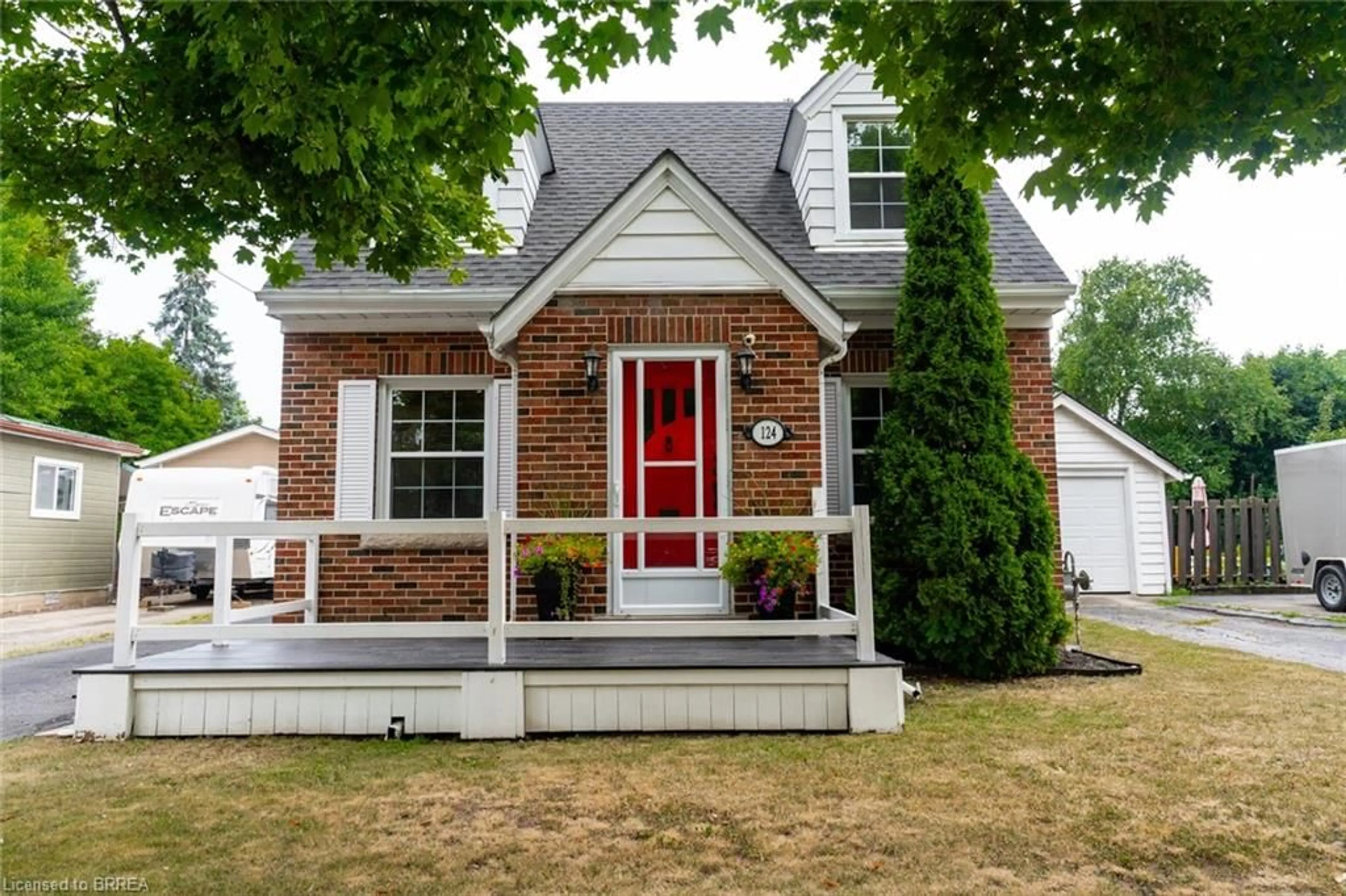 Home with brick exterior material, street for 124 Walnut St, Brantford Ontario N3T 1H4