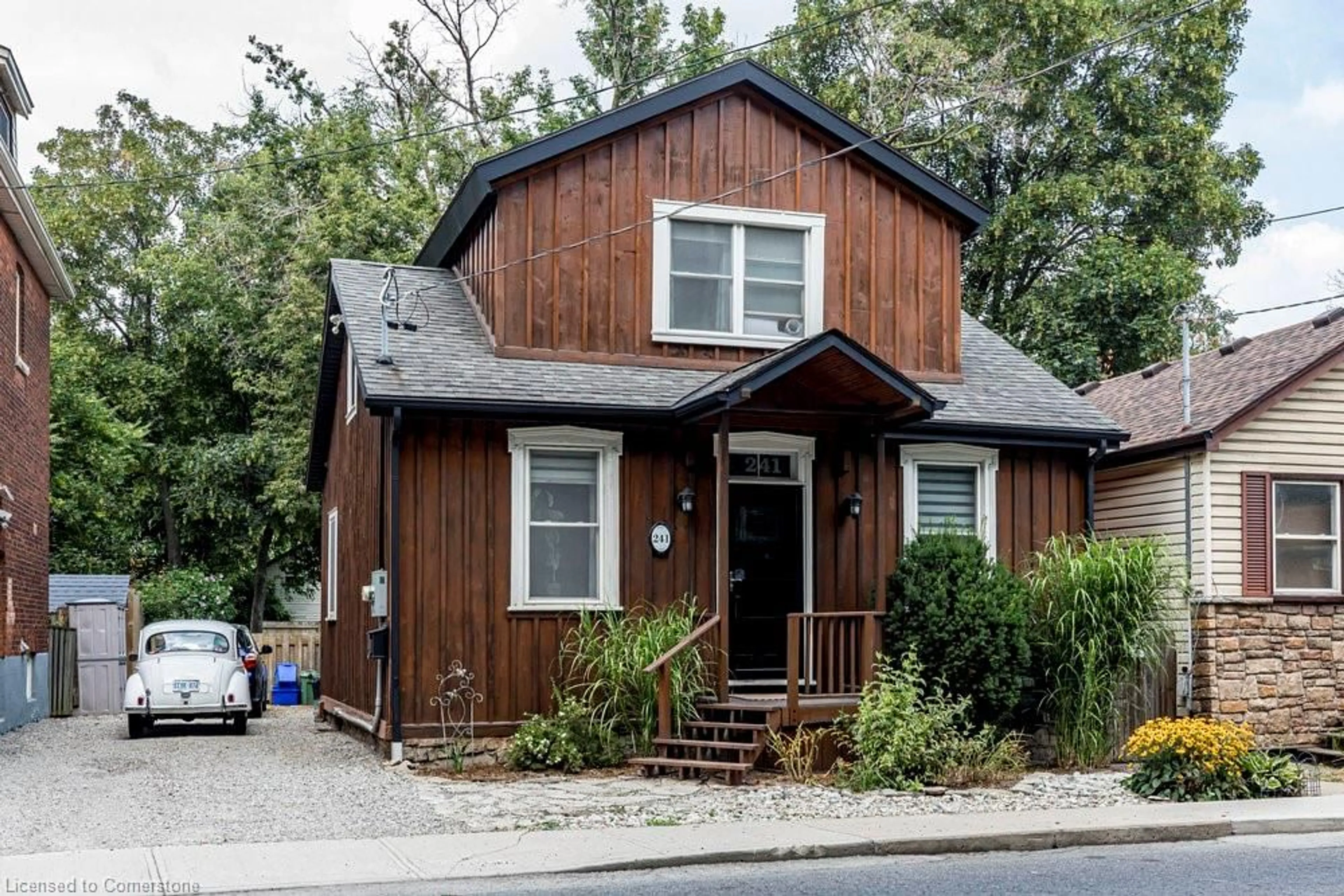 Home with brick exterior material, street for 241 Charlton Ave, Hamilton Ontario L8N 1Z3