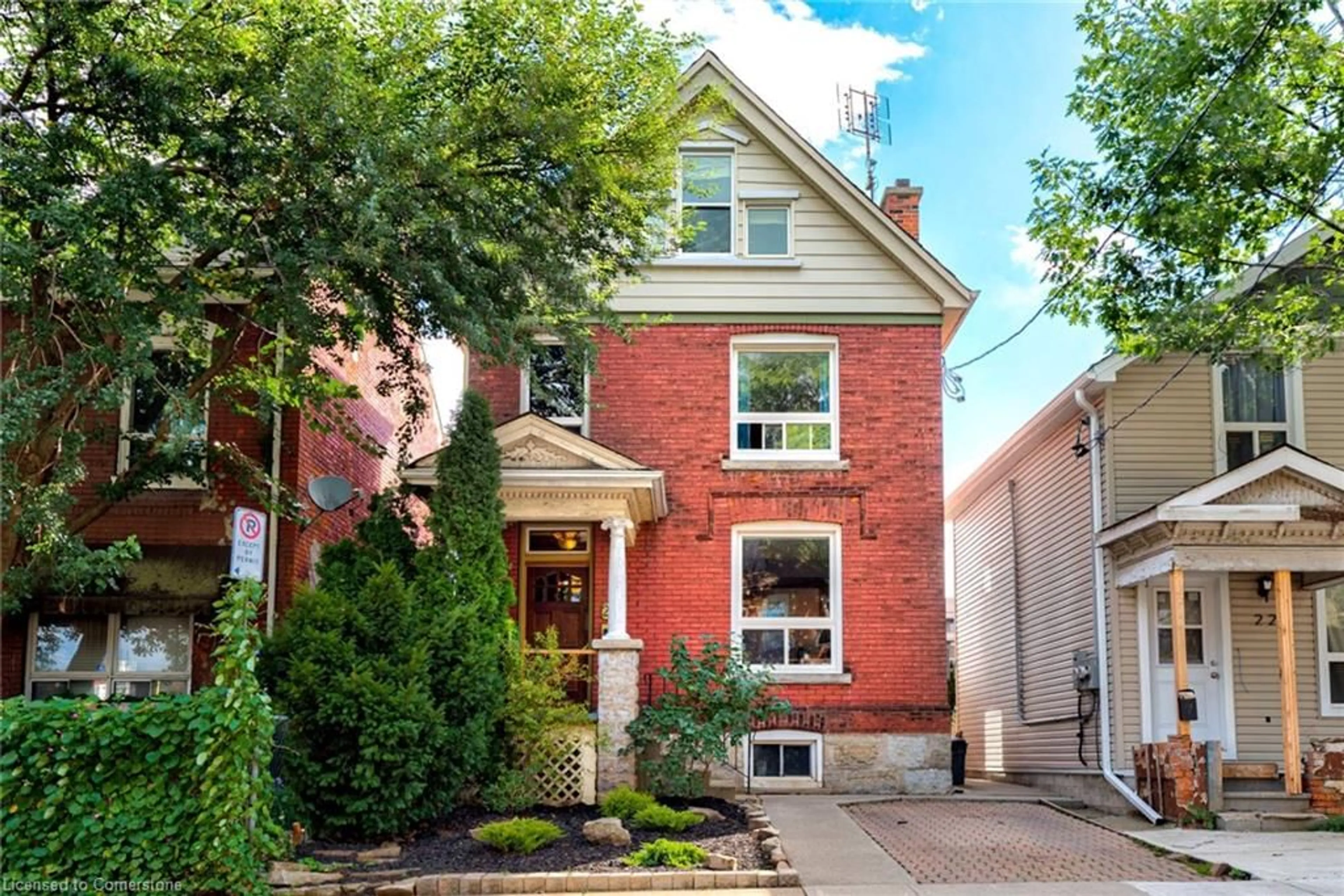 Home with brick exterior material, street for 230 Mary St, Hamilton Ontario L8L 4W1