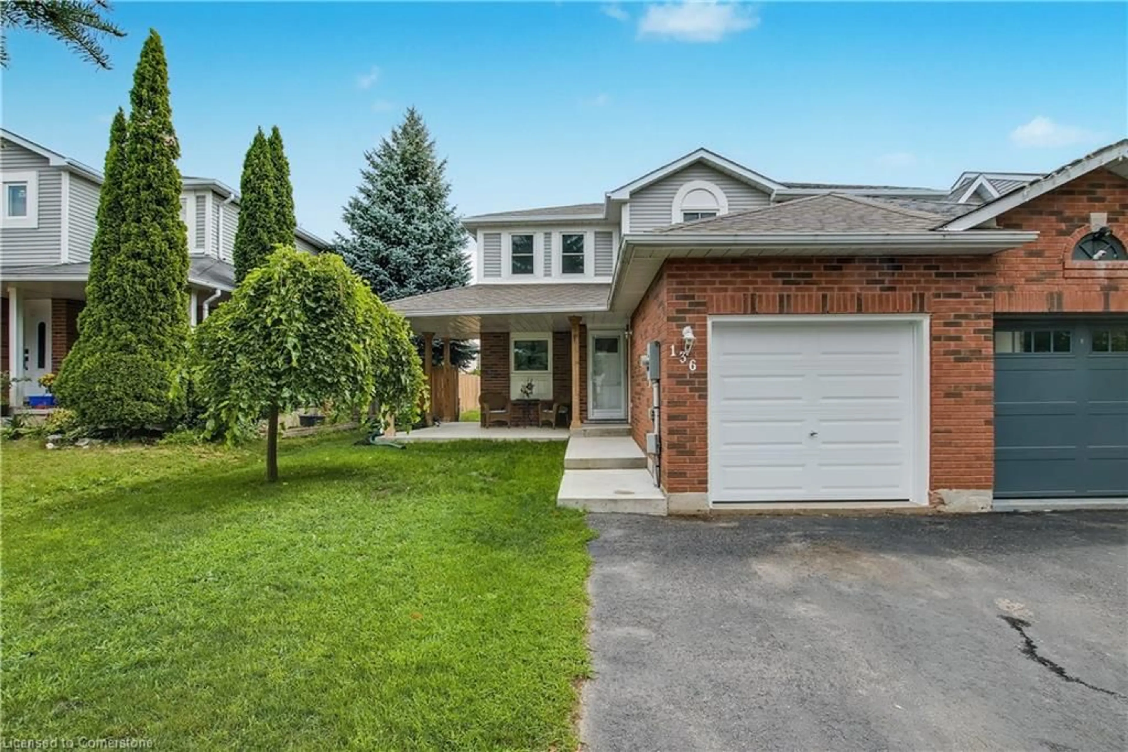 Home with brick exterior material, street for 136 Fairgreen Close, Cambridge Ontario N1T 1T8