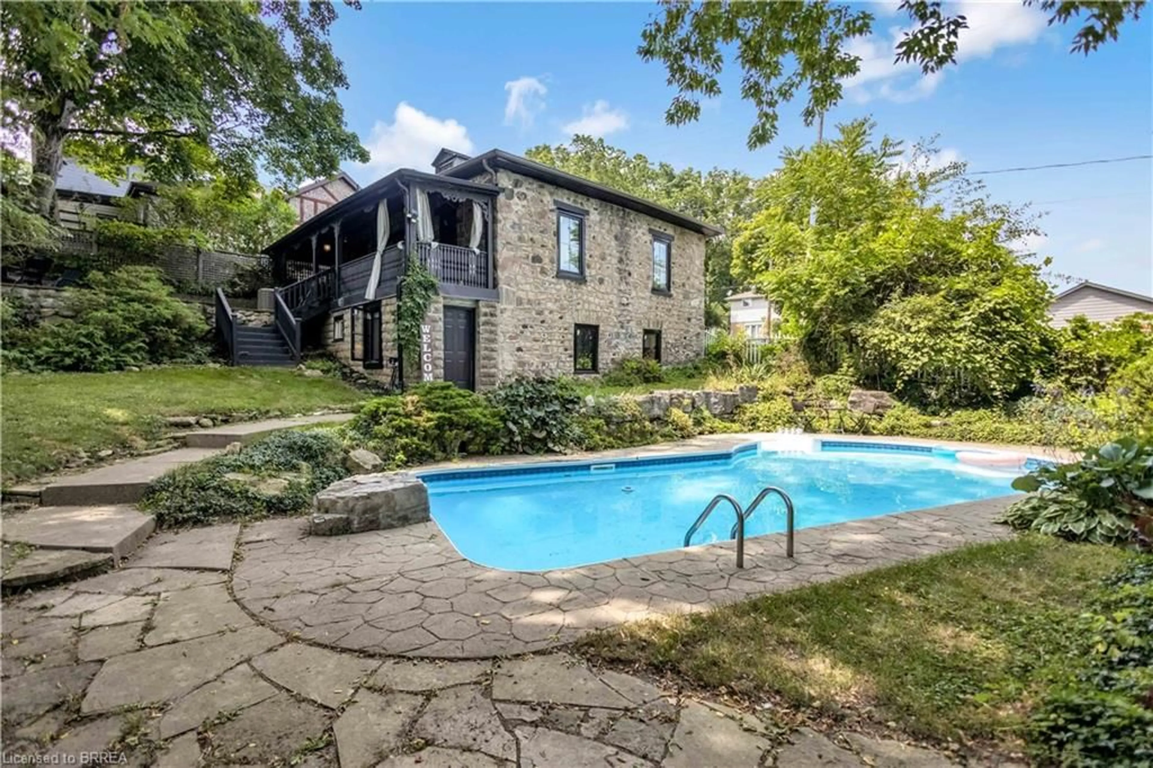 Pool for 57 Main St, Paris Ontario N3L 1E5