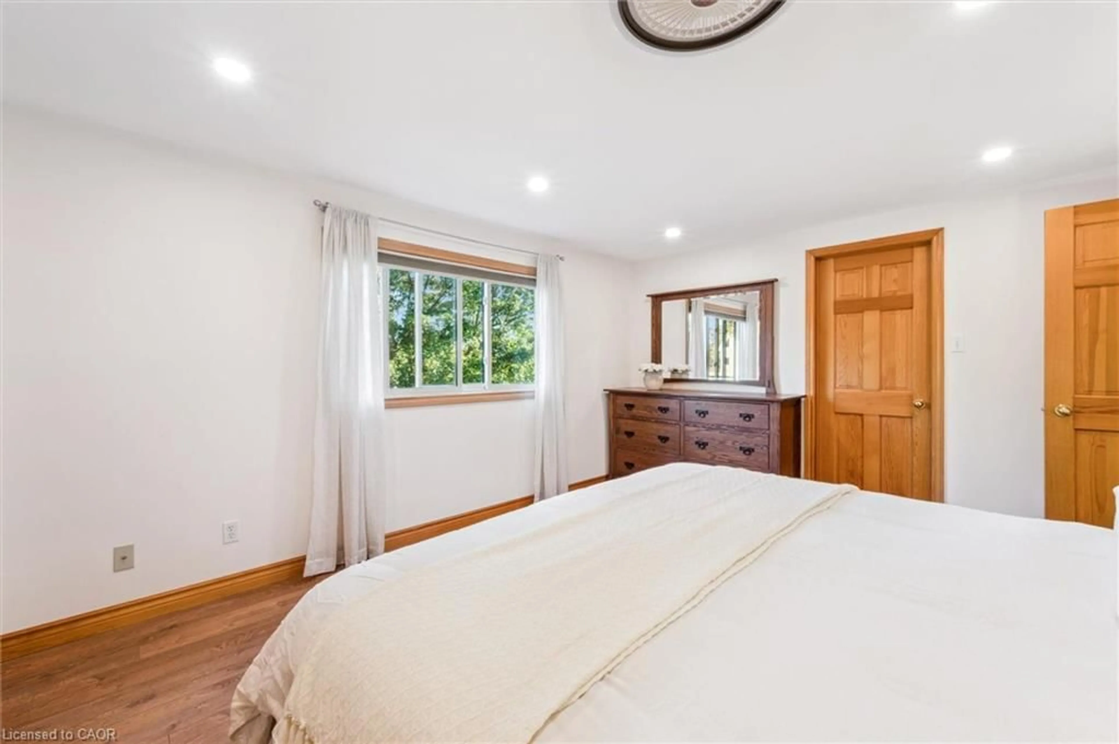 Bedroom with bed, unknown for 53 Hincks St, New Hamburg Ontario N3A 2A2
