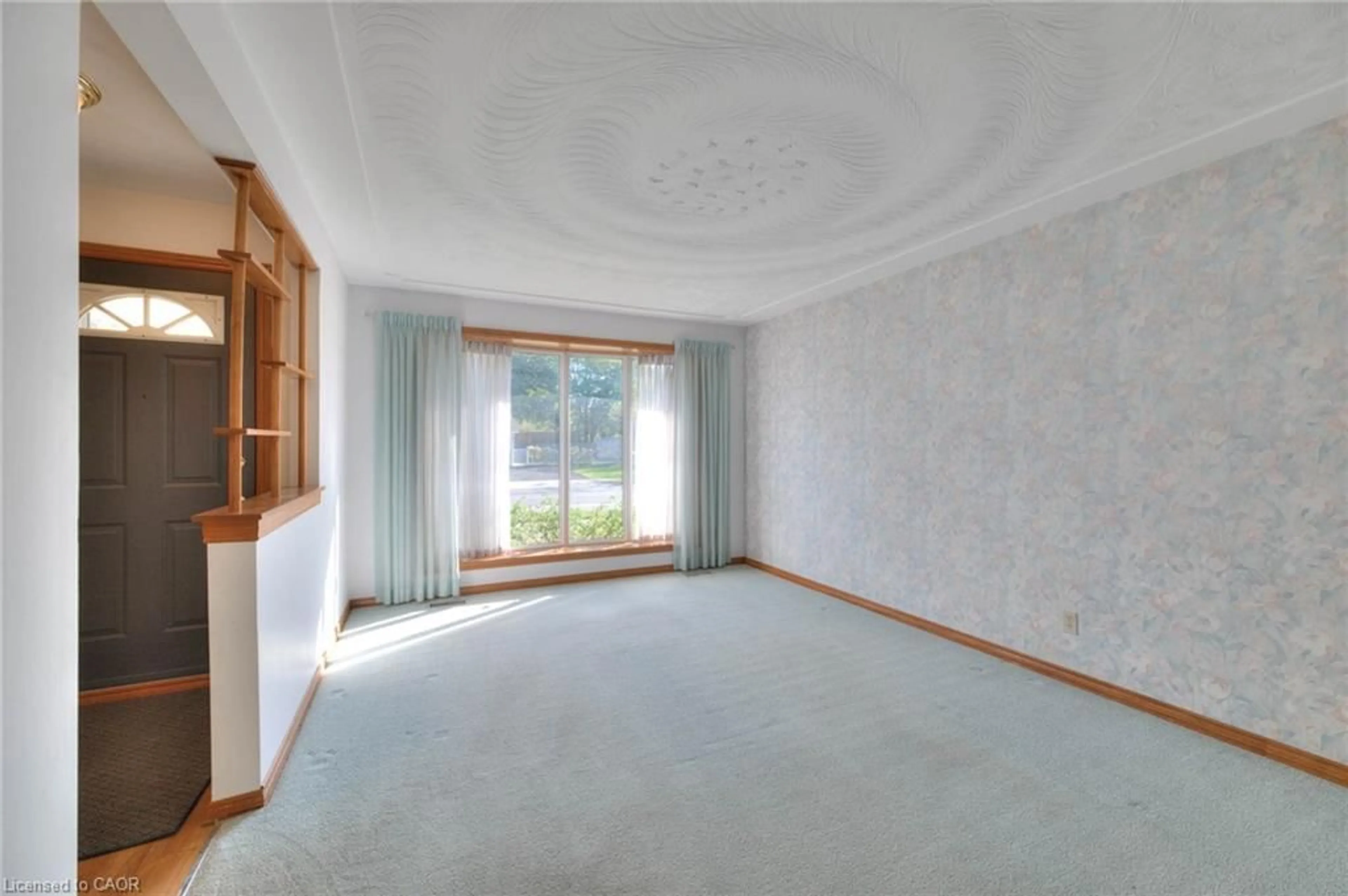 A pic of a room for 406 Franklin St, Kitchener Ontario N2A 1Z1