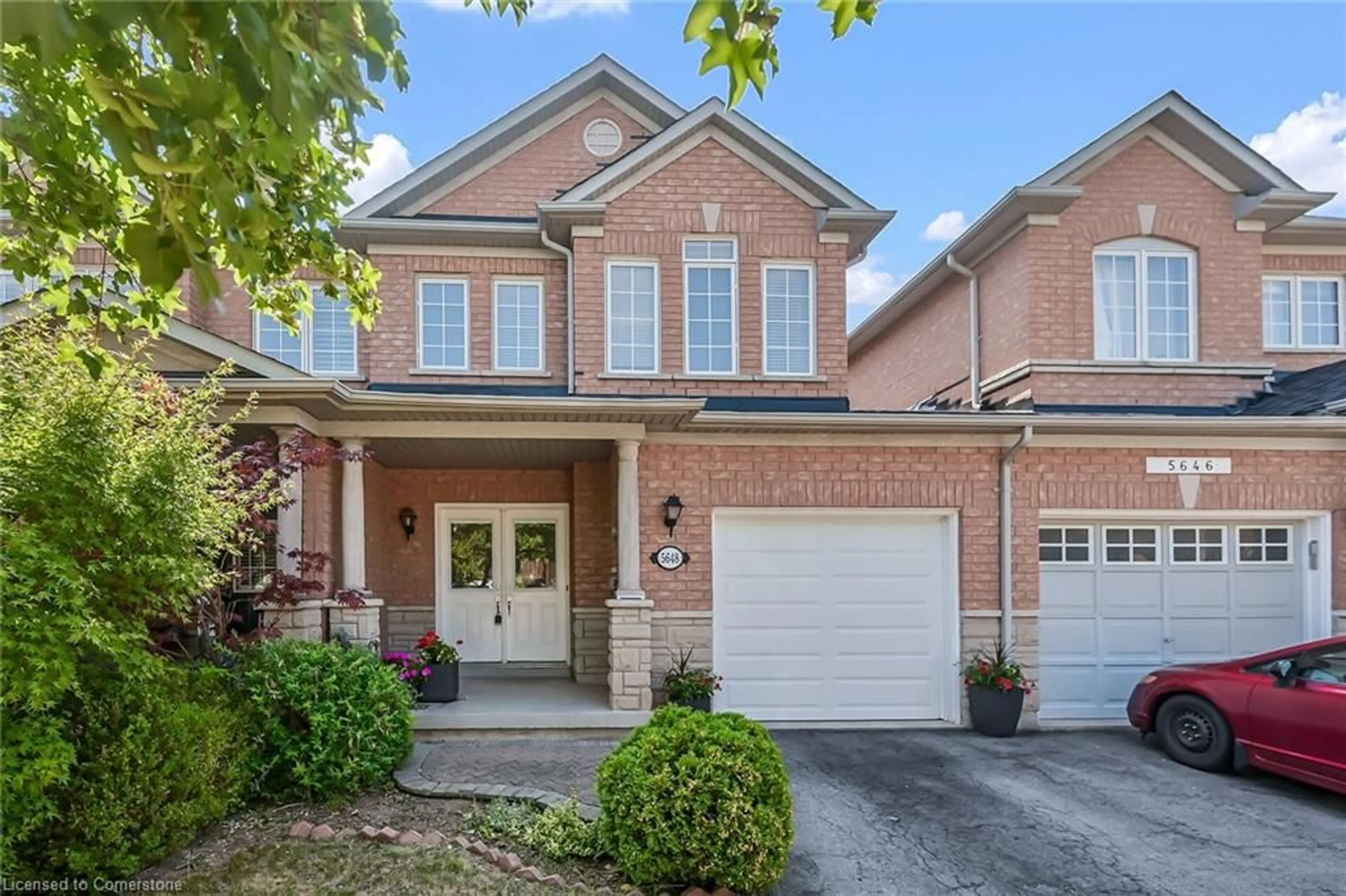 Home with brick exterior material, street for 5648 Evelyn Lane, Burlington Ontario L7L 6X1