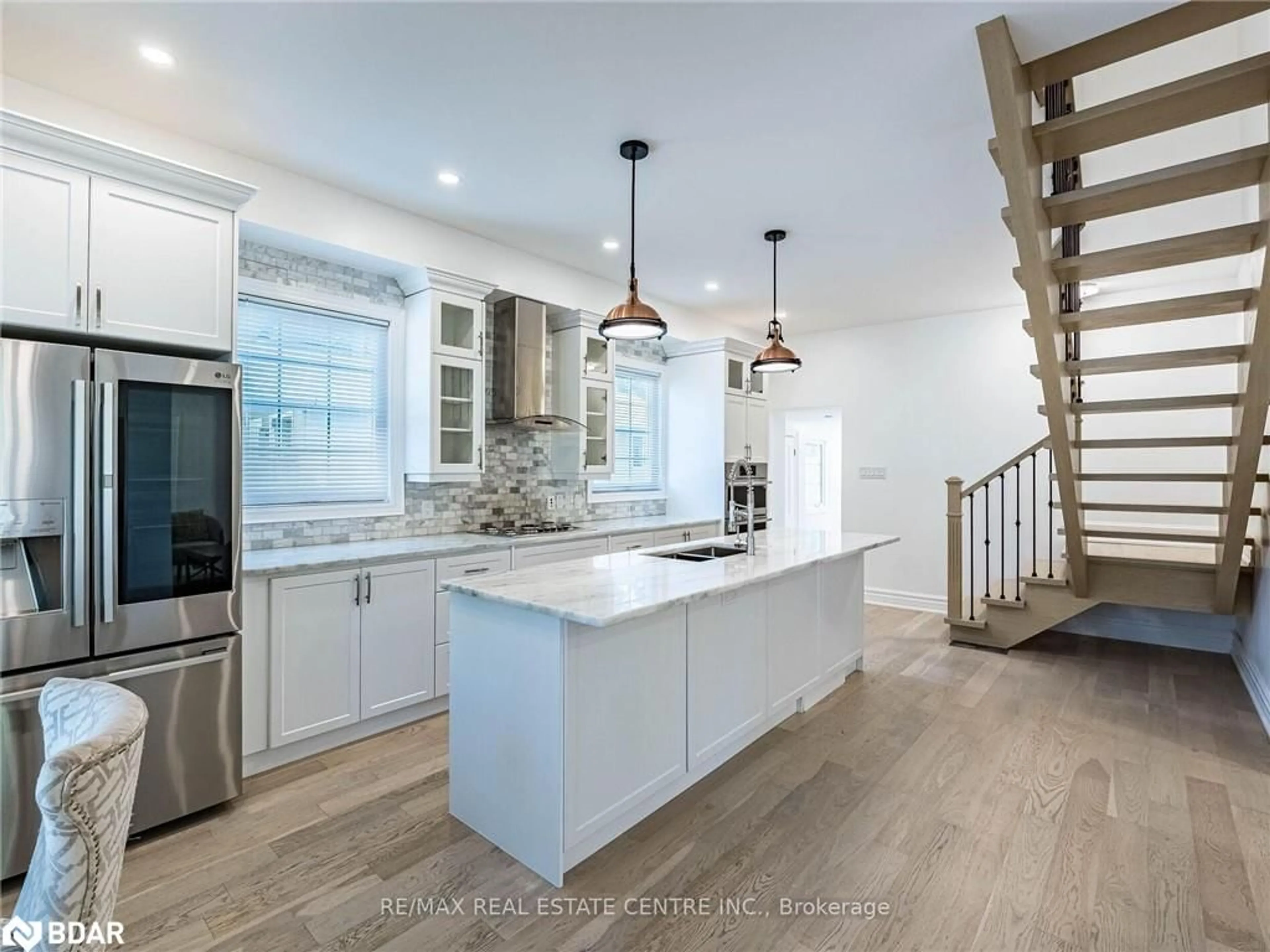 Open concept kitchen, unknown for 221 Isabella St, Arthur Ontario N0G 1A0