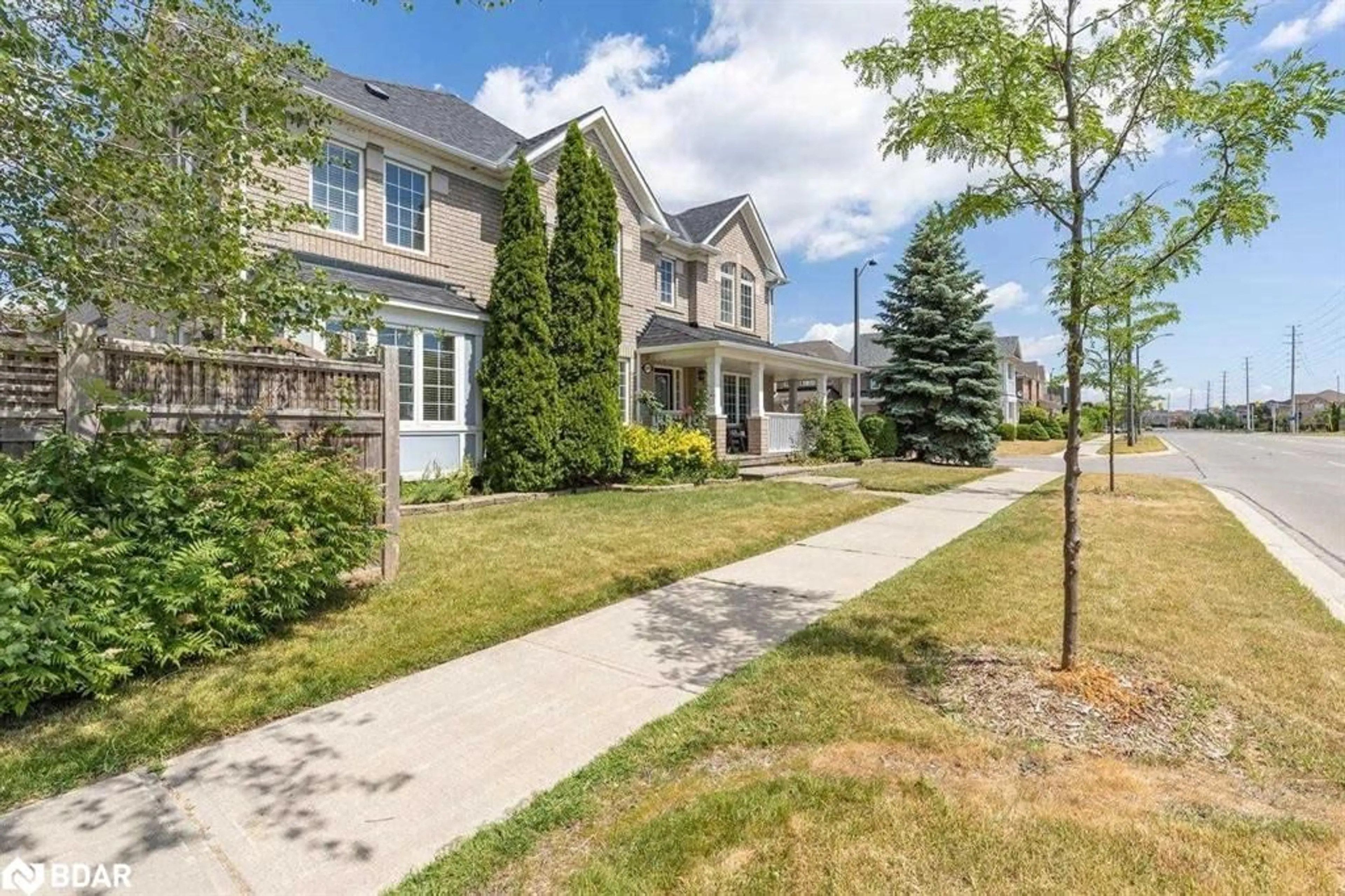 Unknown for 3875 Thomas St, Mississauga Ontario L5M 7A6