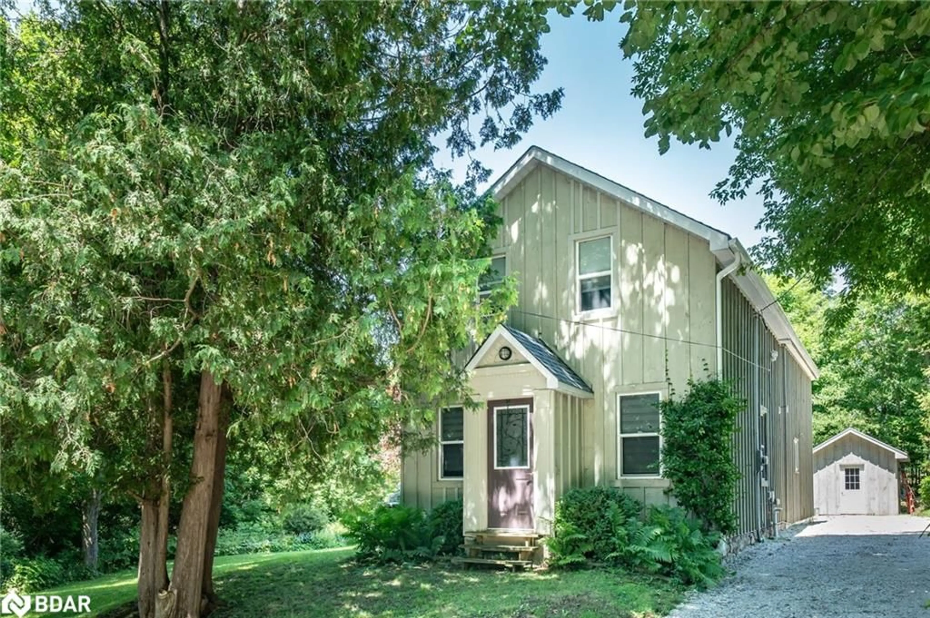 Home with vinyl exterior material, street for 12369 Elizabeth St, Limehouse Ontario L0P 1H0