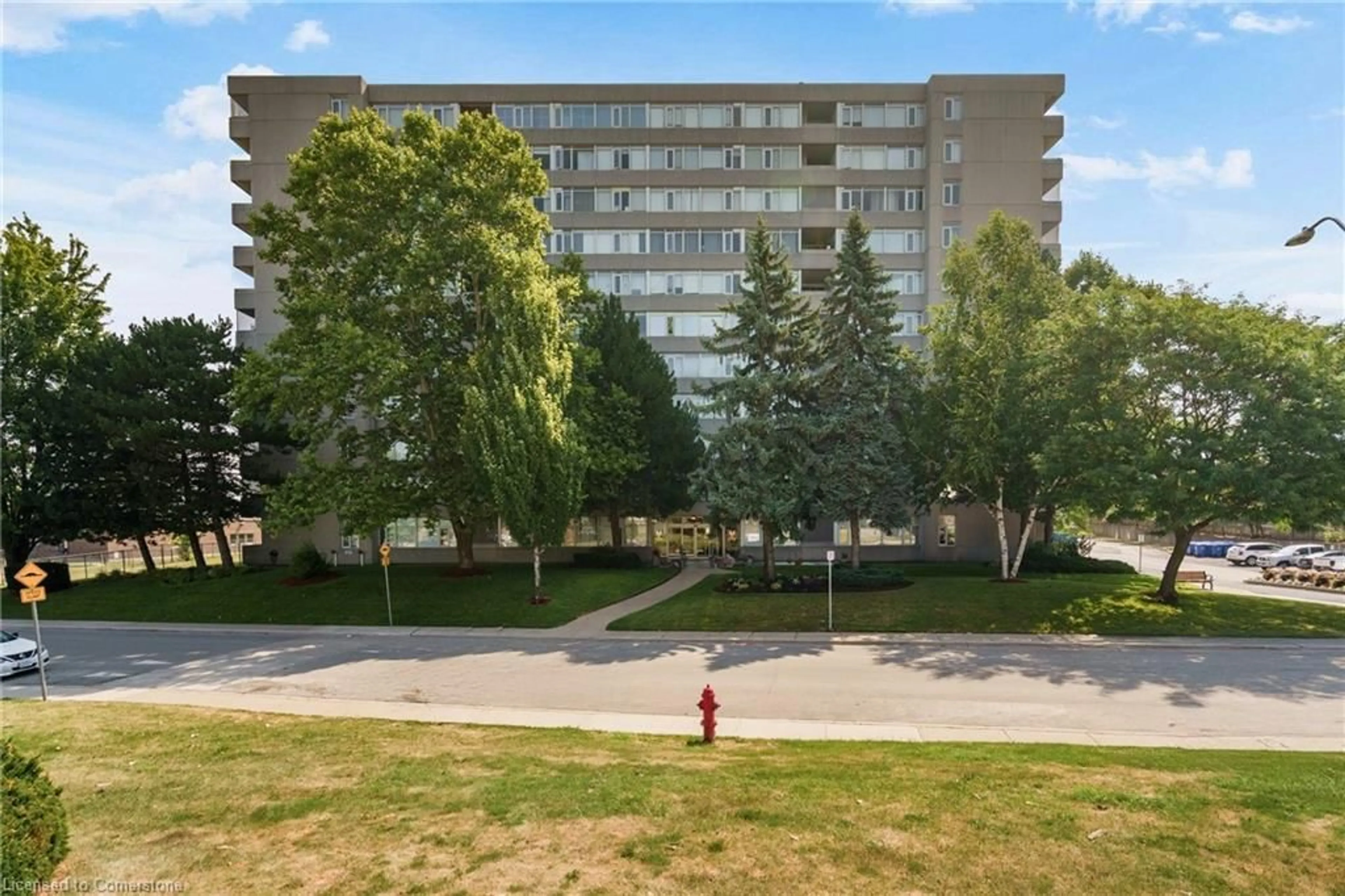 Patio, unknown for 30 Harrisford St #908, Hamilton Ontario L8K 6N1