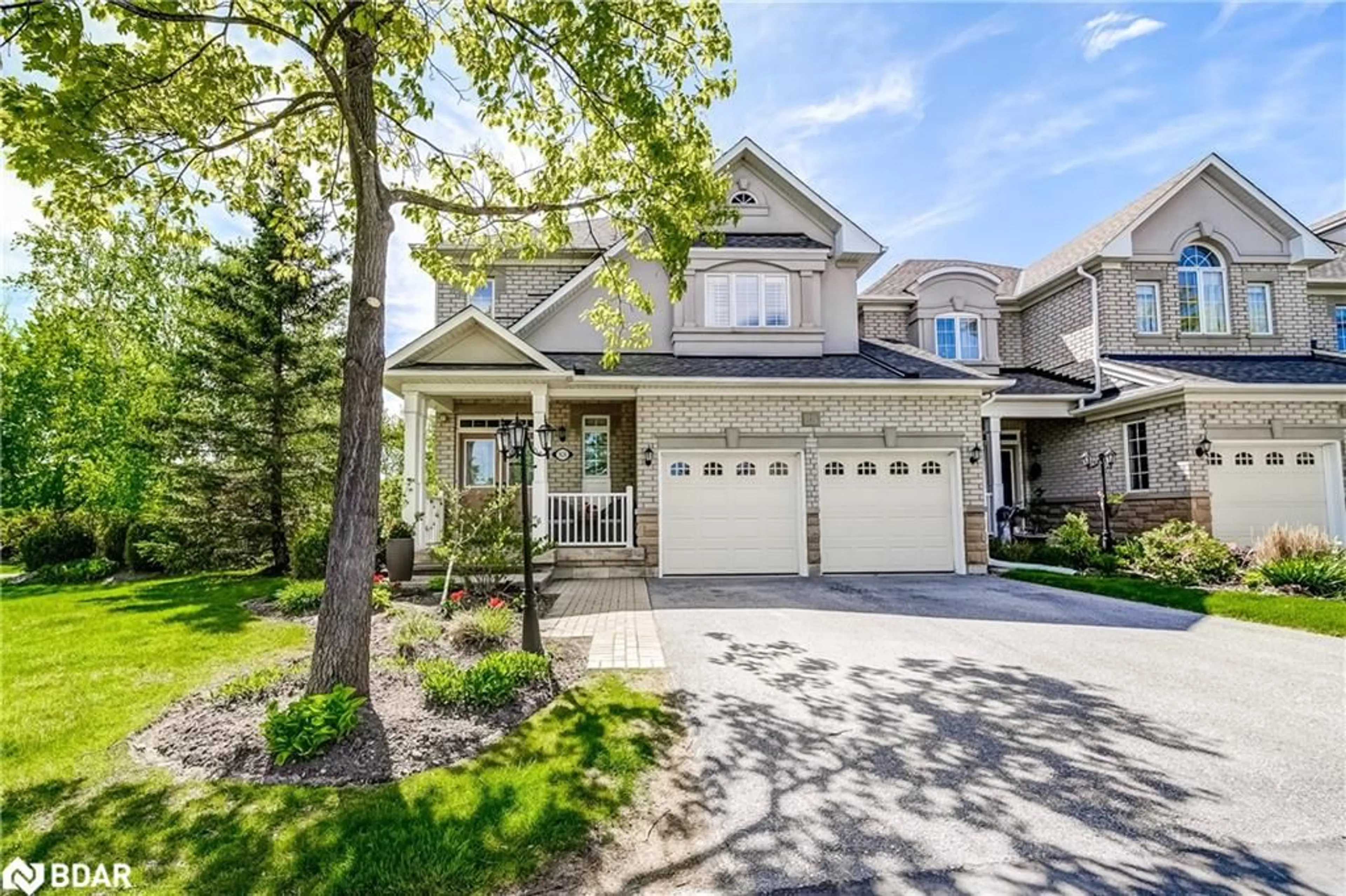 Home with brick exterior material, street for 88 Stonecliffe Cres, Aurora Ontario L4G 7Z6