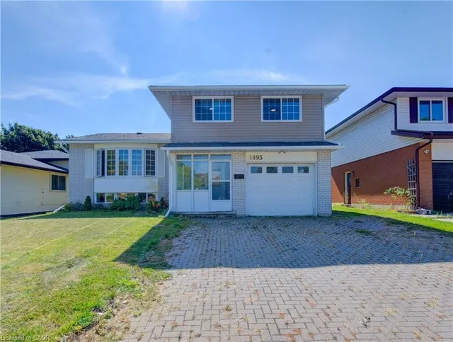1493 Queens Blvd, Kitchener 2