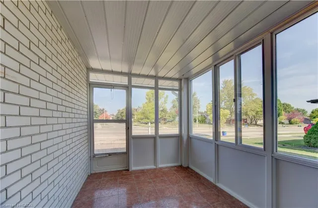 1493 Queens Blvd, Kitchener 4