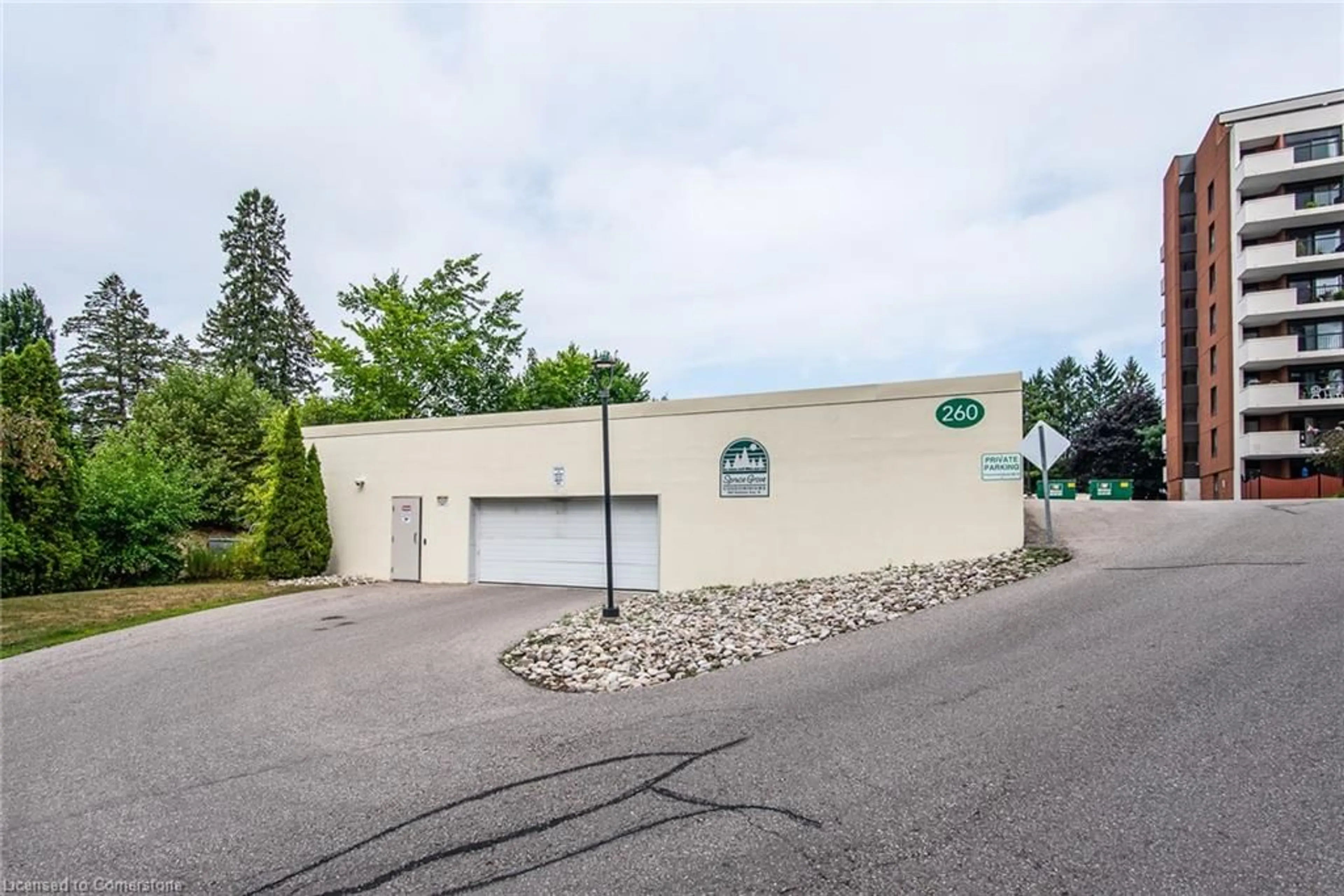 Patio, unknown for 260 Sheldon Ave #807, Kitchener Ontario N2H 6P2