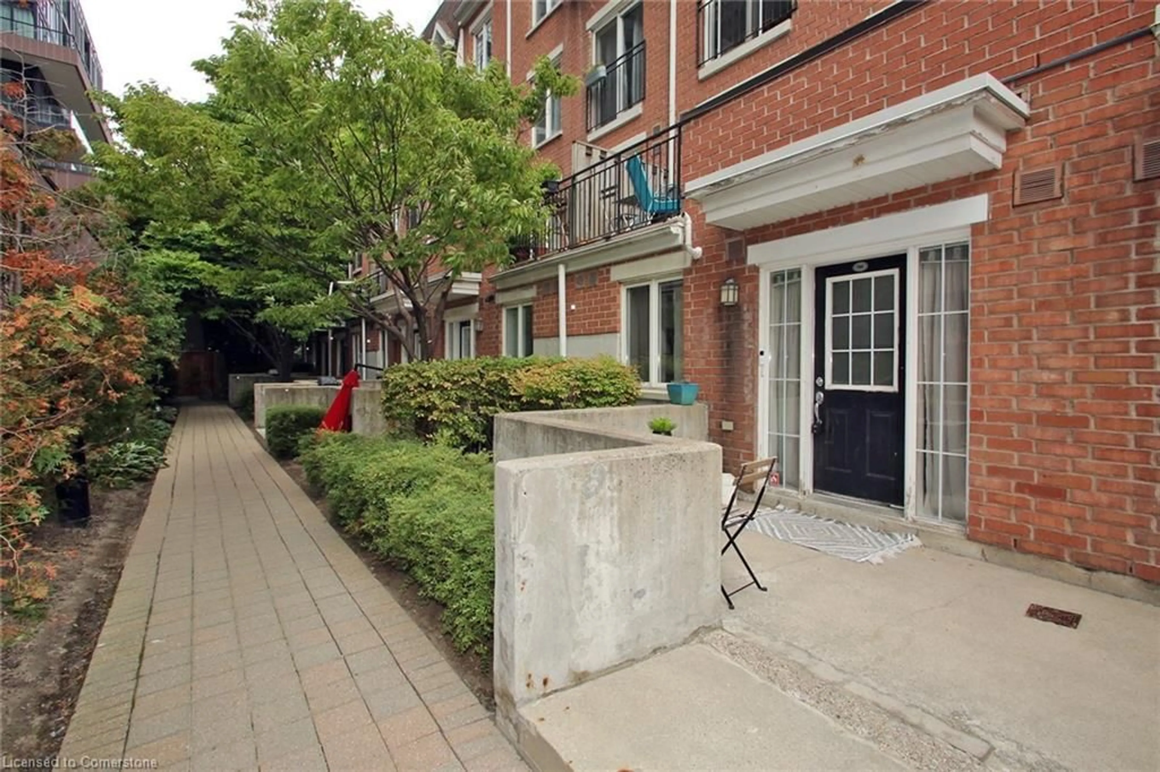 Patio, street for 10 Laidlaw St #705, Toronto Ontario M6K 1X2