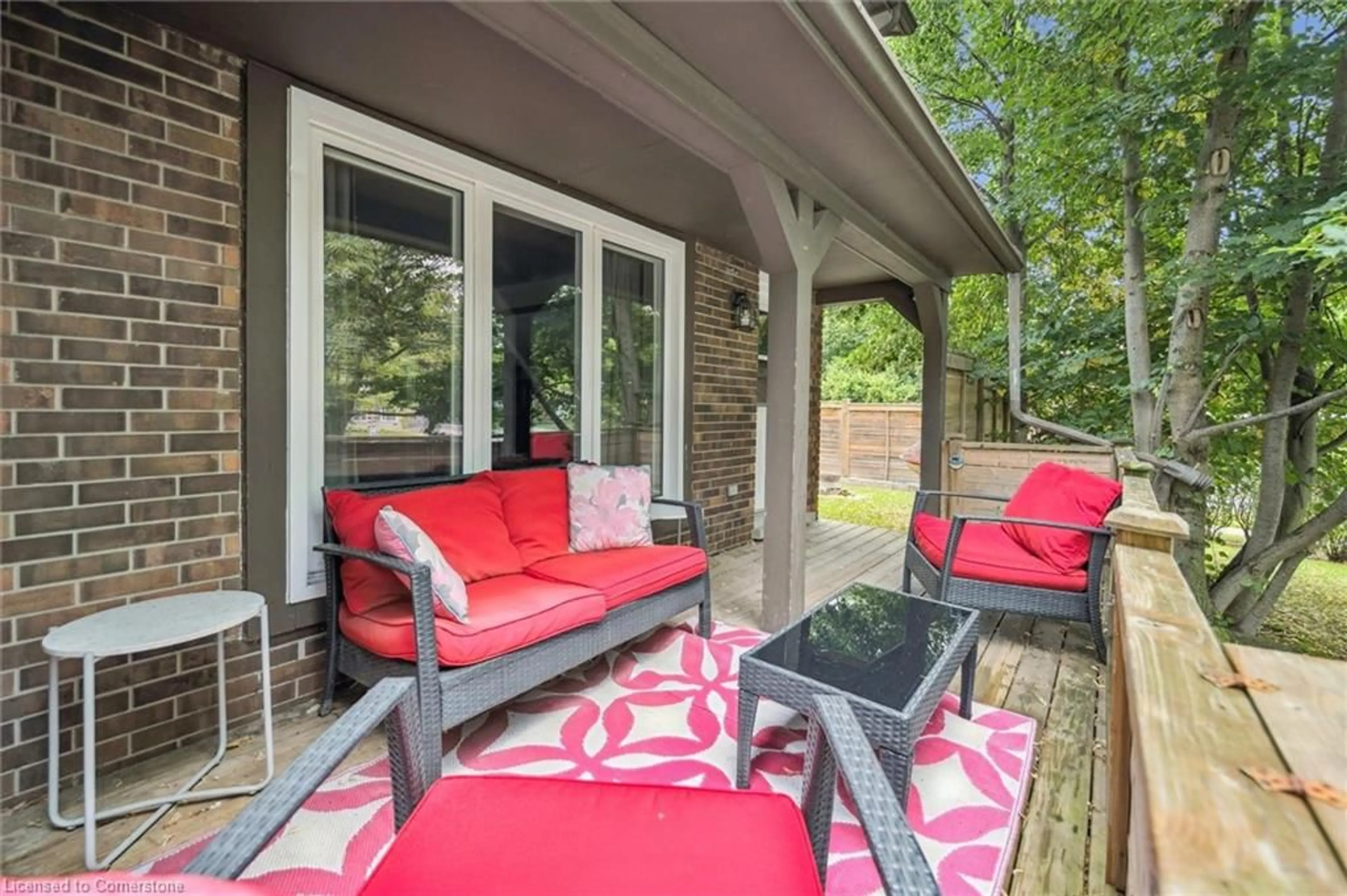Patio, unknown for 118 Glamis Rd, Cambridge Ontario N1R 6S8