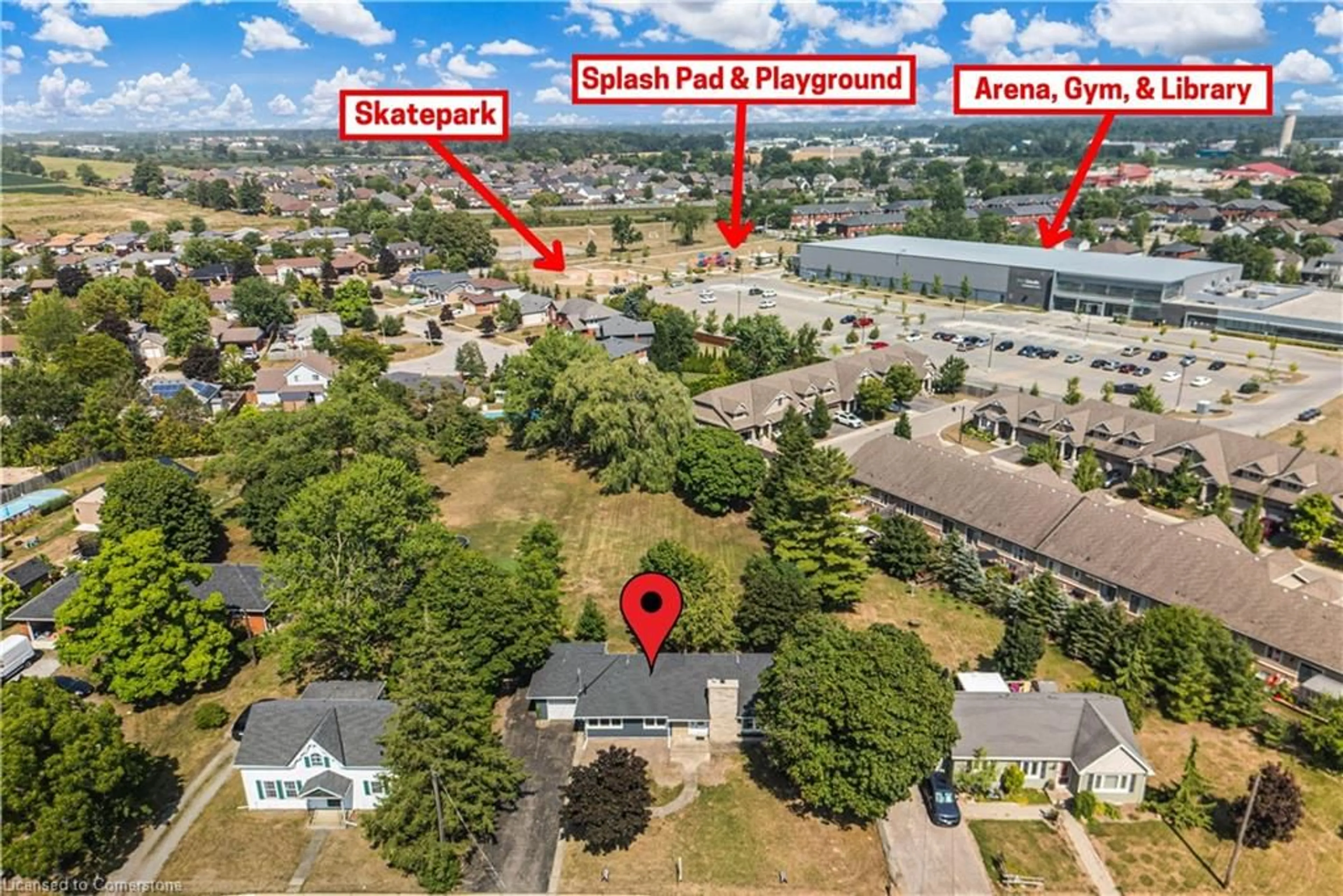 A pic from outside/outdoor area/front of a property/back of a property/a pic from drone, street for 243 West St, Smithville Ontario L0R 2A0