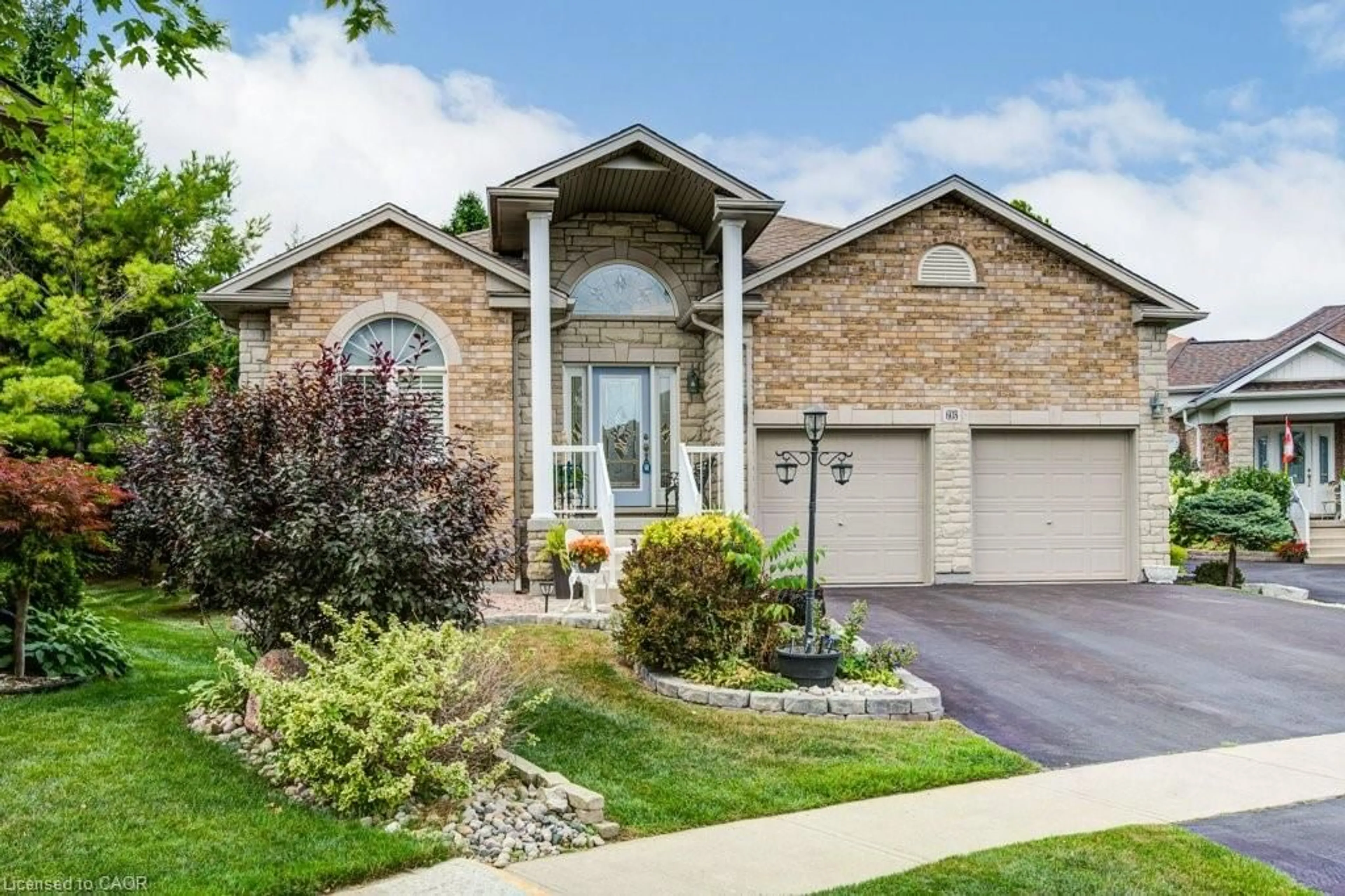 Home with brick exterior material, street for 603 Fox Hollow Crt, Woodstock Ontario N4T 1W3
