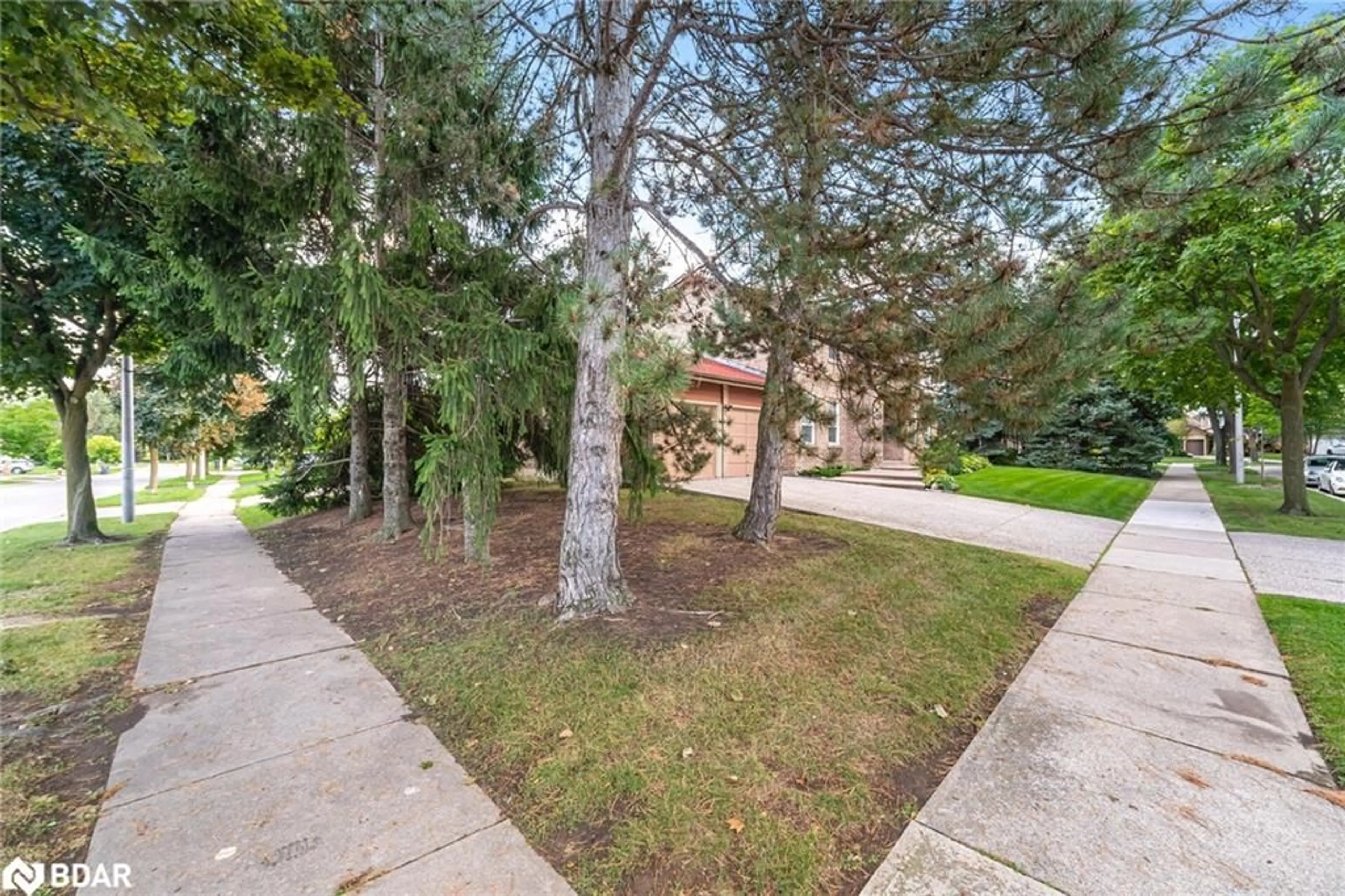Patio, street for 2288 Log Wood Crt, Mississauga Ontario L5C 3C5